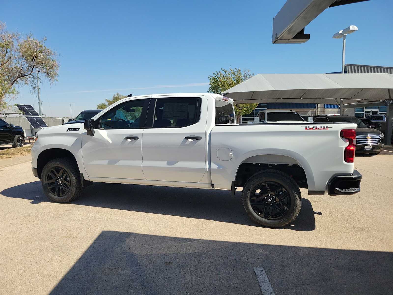 Thumbnail: 2026 Chevrolet Silverado 1500 - 3