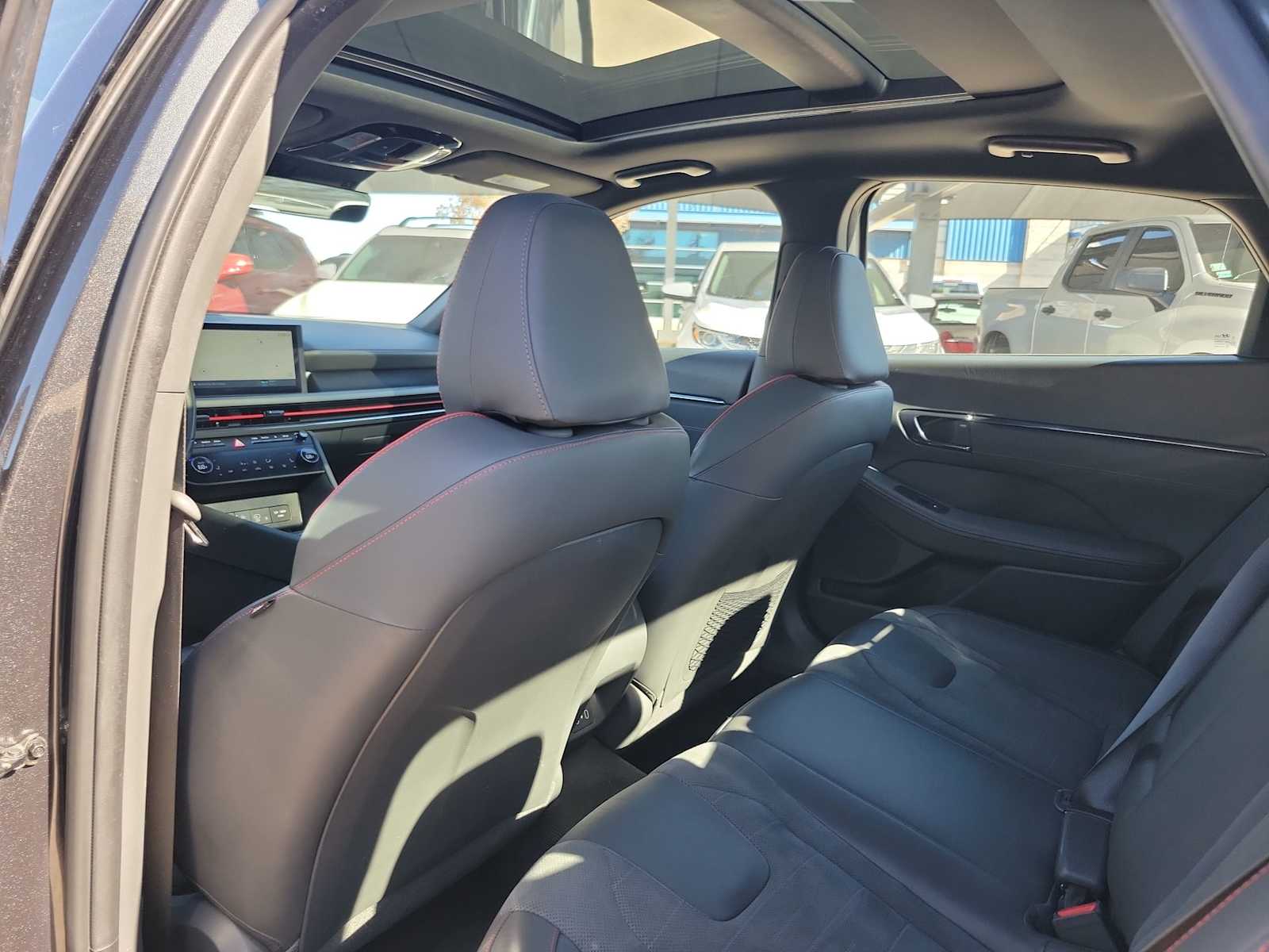 Thumbnail: 2024 Hyundai Sonata - 12