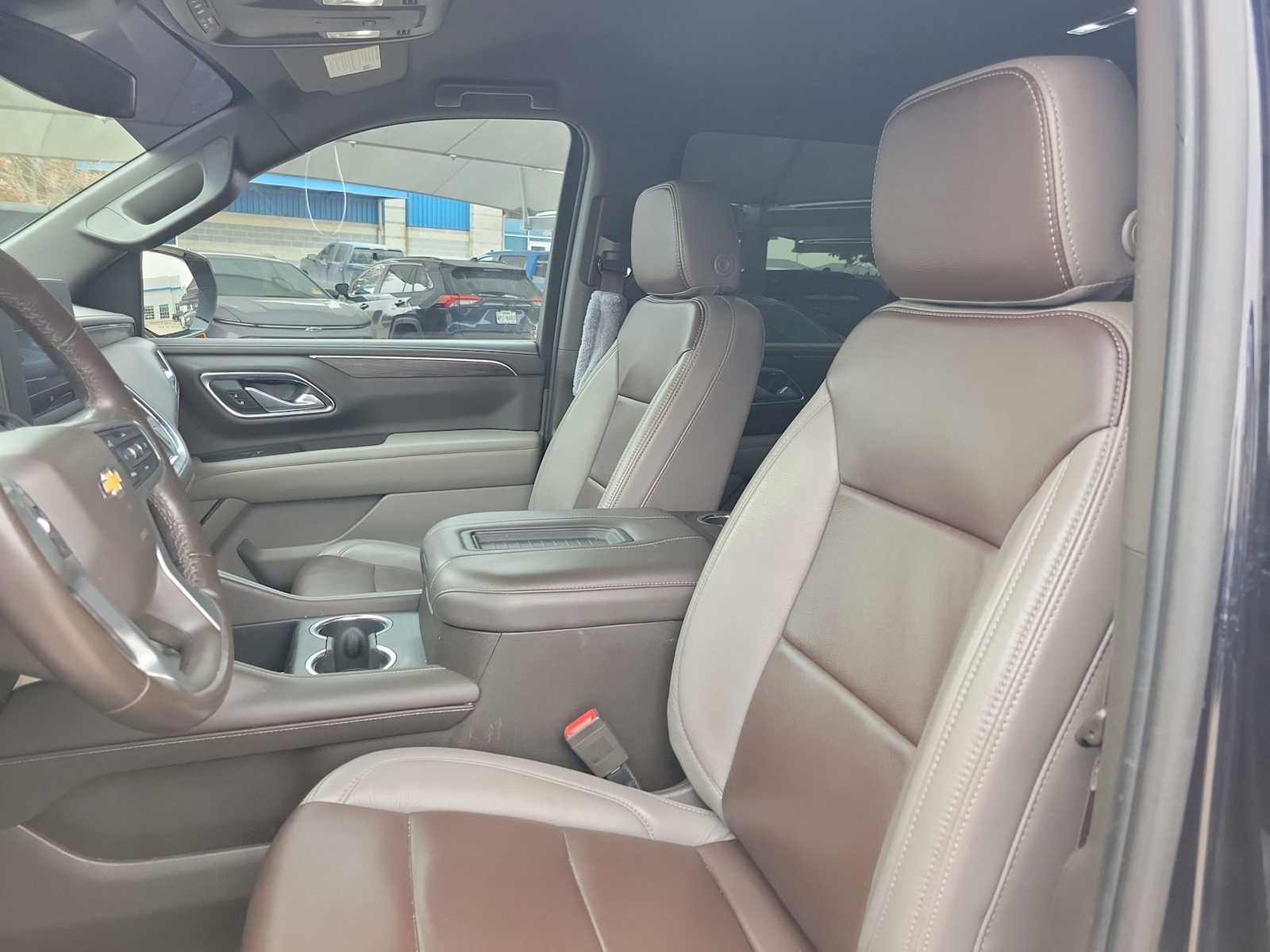 Thumbnail: 2023 Chevrolet Tahoe - 11