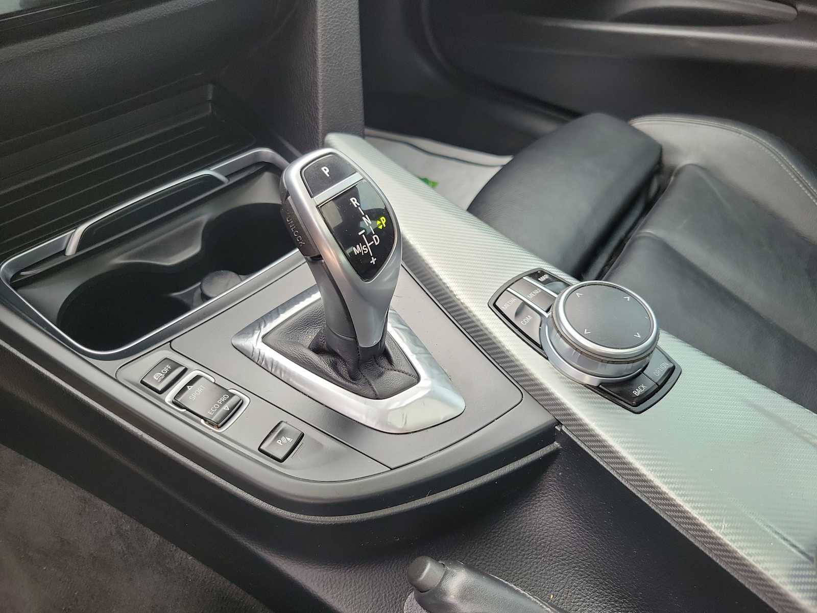 2018 BMW 3 Series 330i 17
