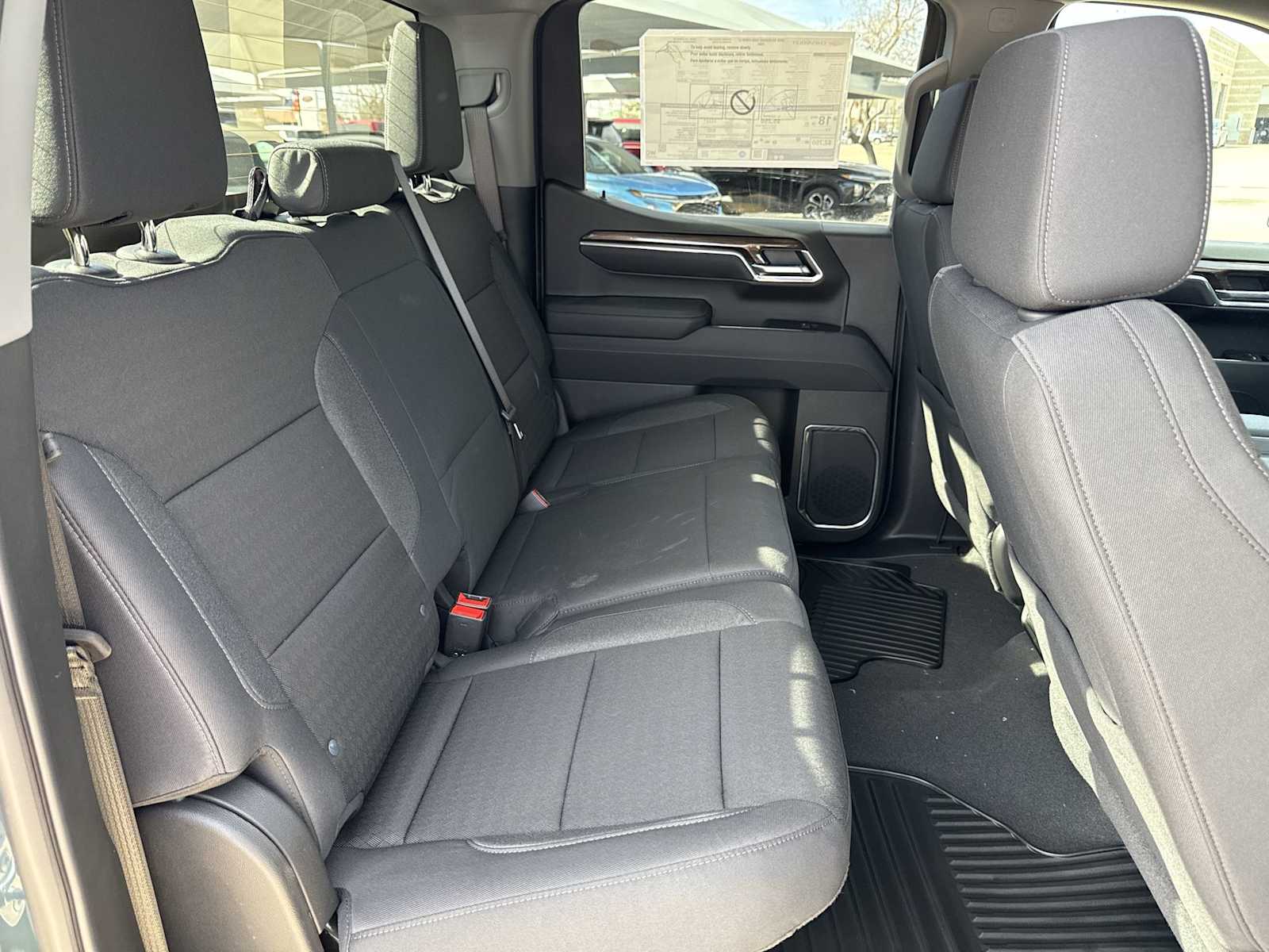 Thumbnail: 2026 Chevrolet Silverado 1500 - 9