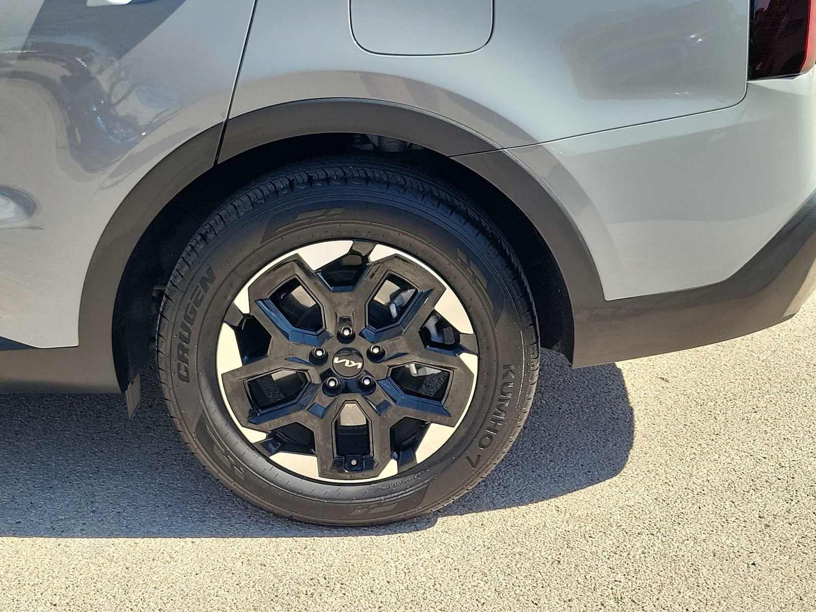 Thumbnail: 2025 Kia Sorento - 8