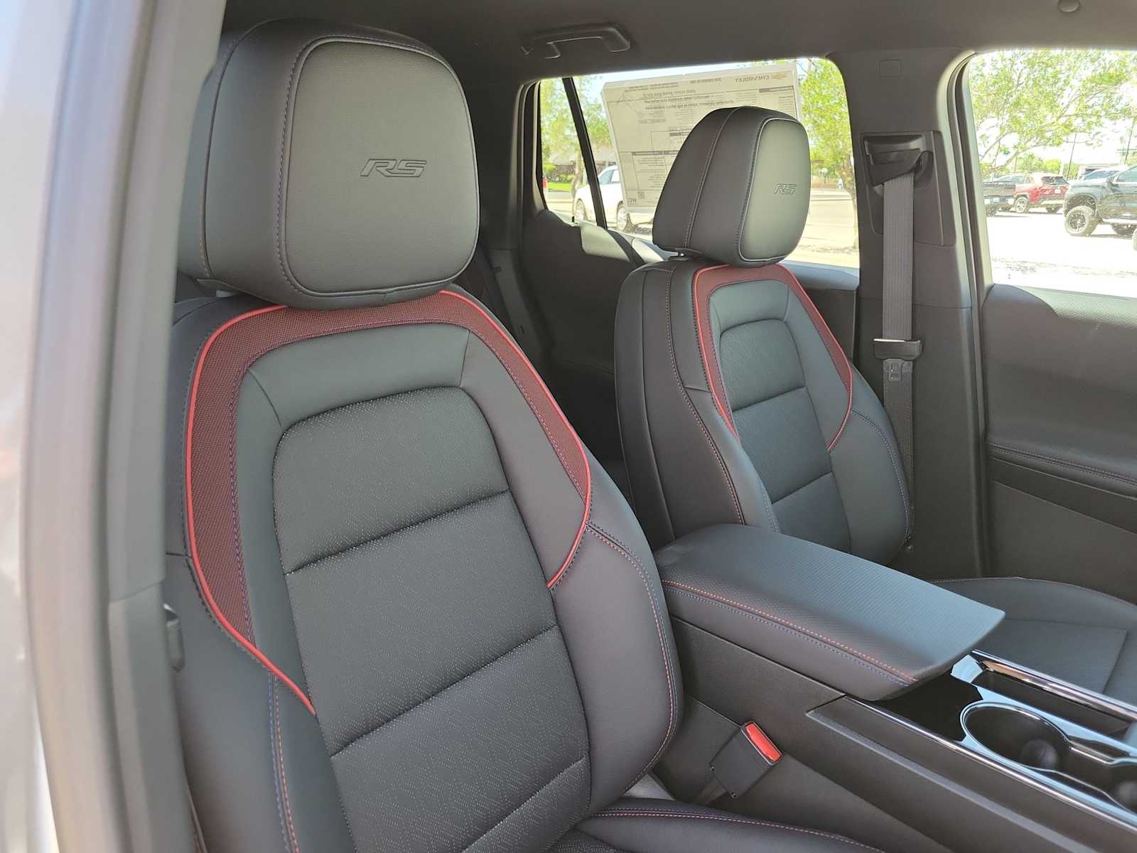 Thumbnail: 2026 Chevrolet Equinox - 18