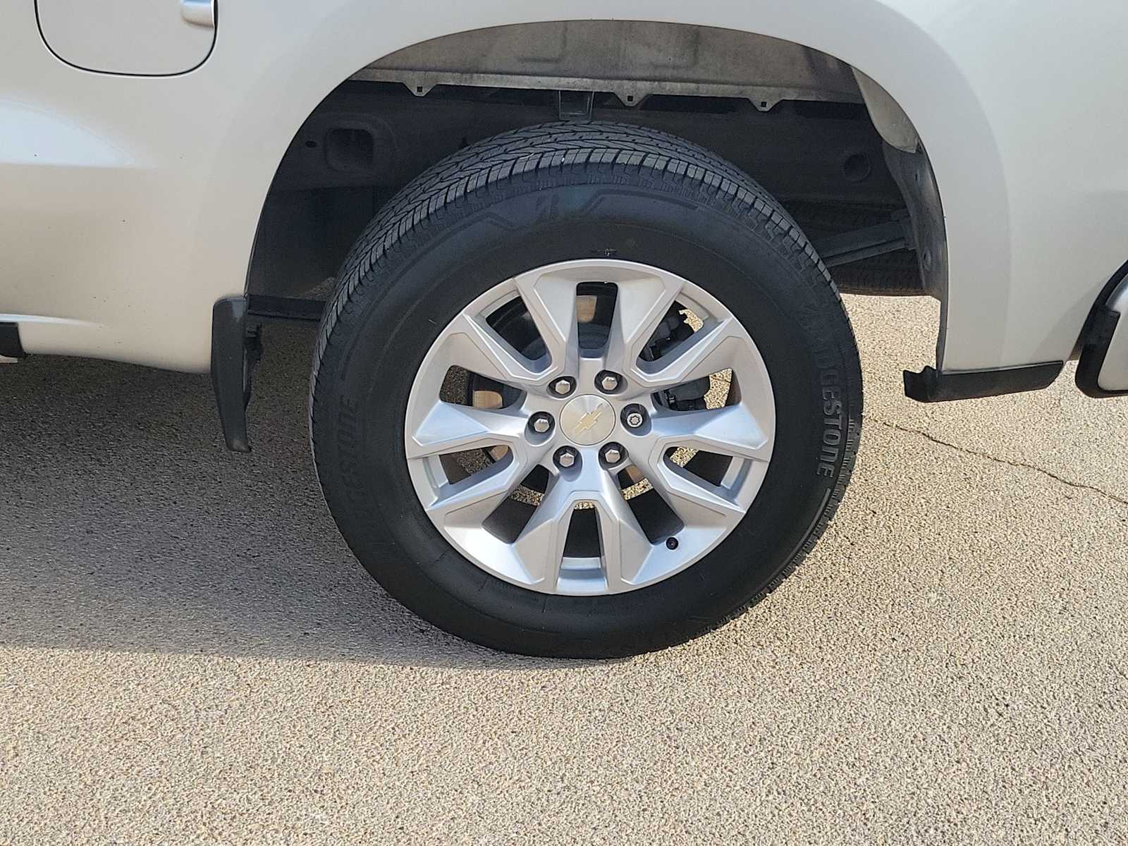 Thumbnail: 2021 Chevrolet Silverado 1500 - 8