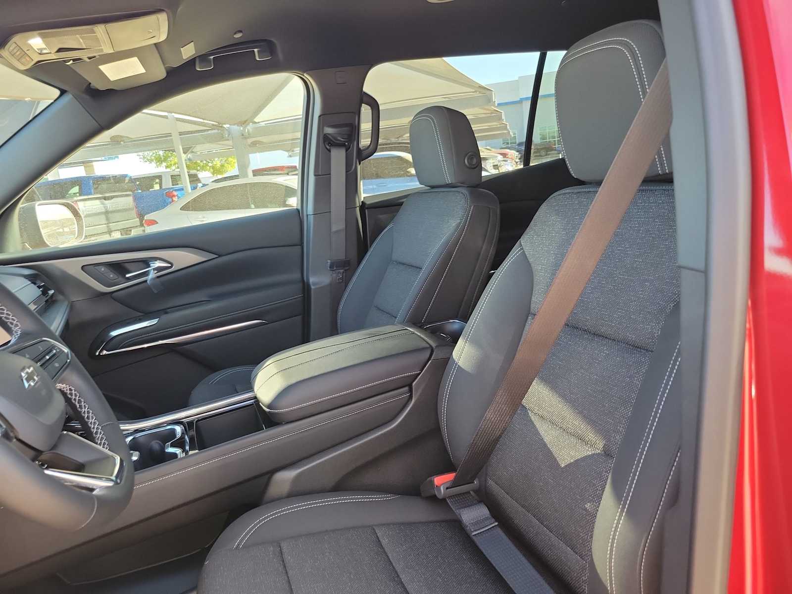 Thumbnail: 2026 Chevrolet Traverse - 11