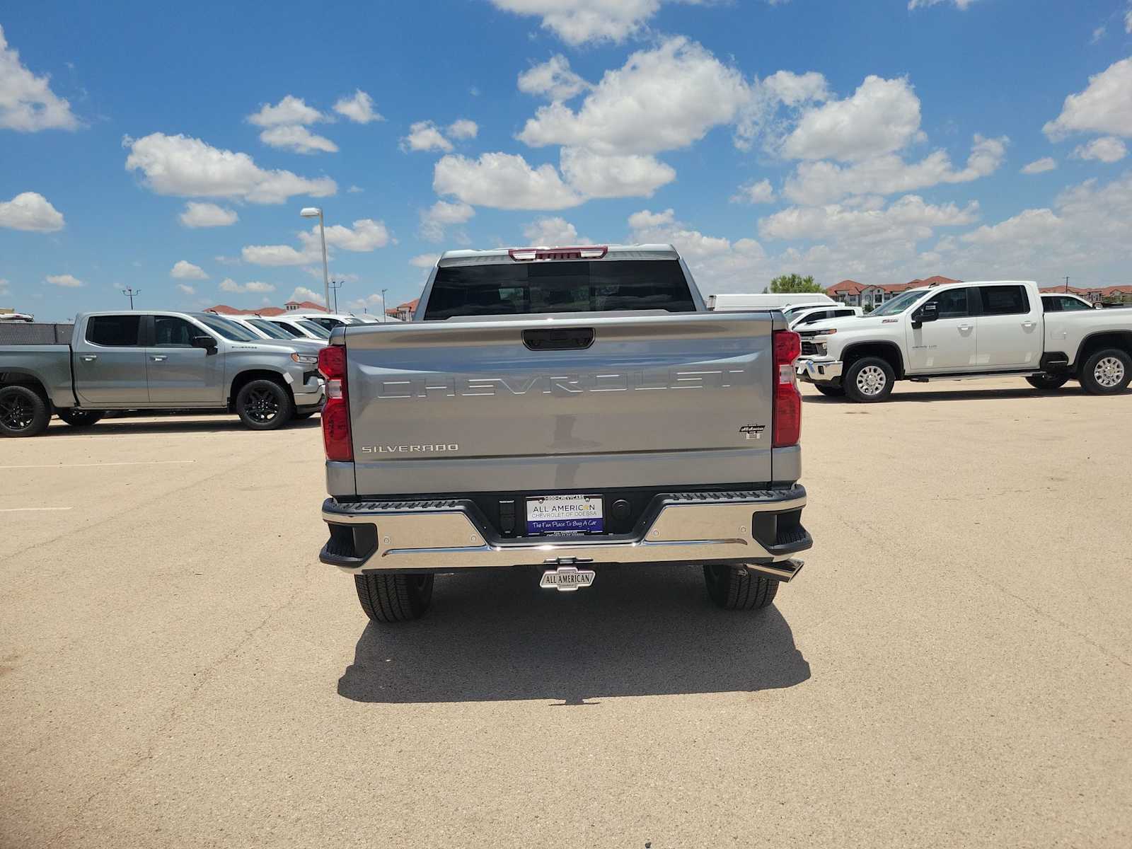 Thumbnail: 2026 Chevrolet Silverado 1500 - 7