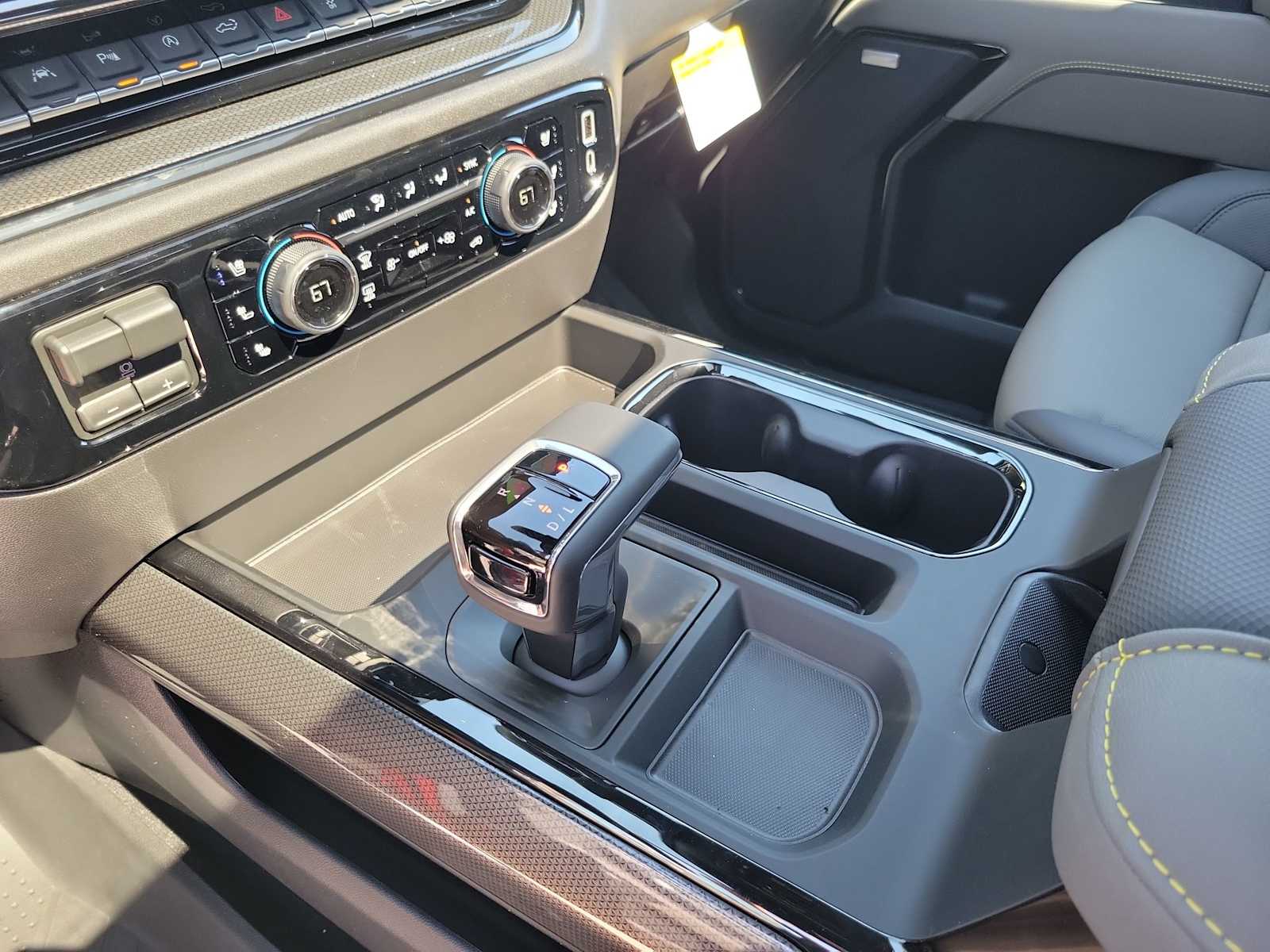 Thumbnail: 2026 Chevrolet Silverado 1500 - 17