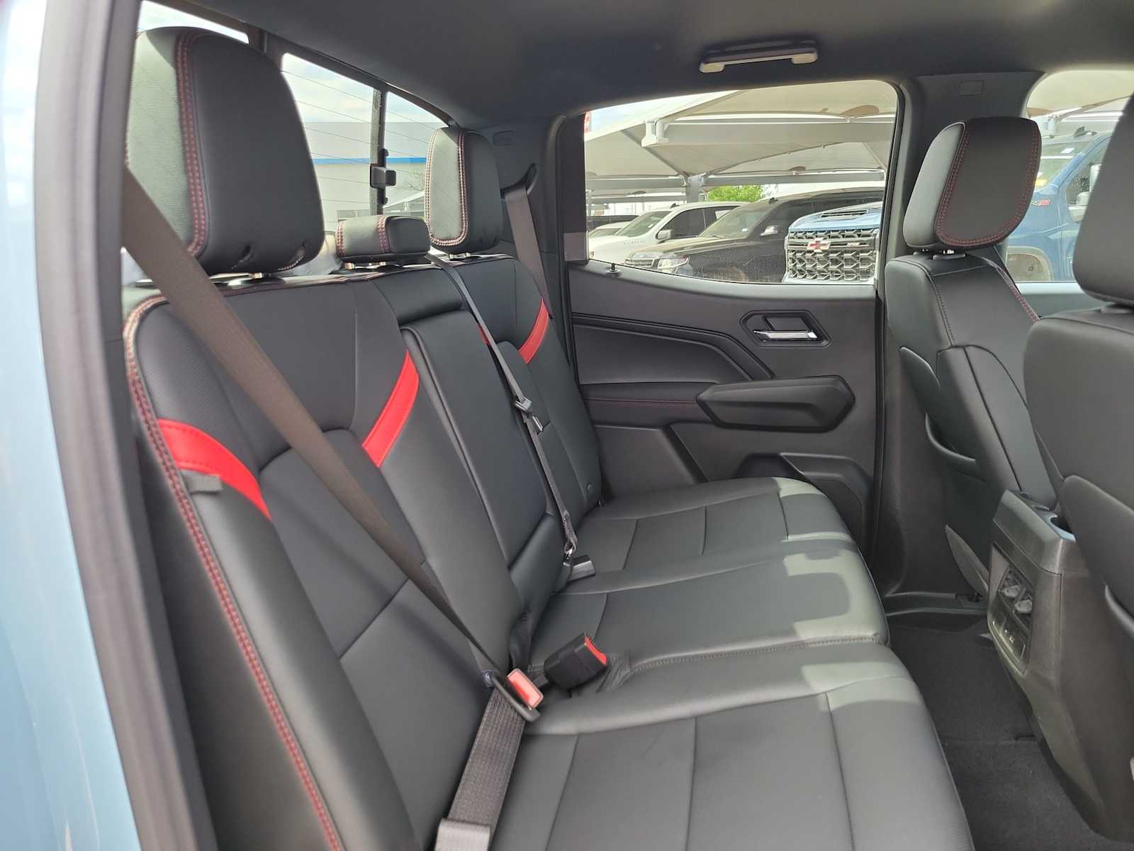 Thumbnail: 2025 Chevrolet Colorado - 13