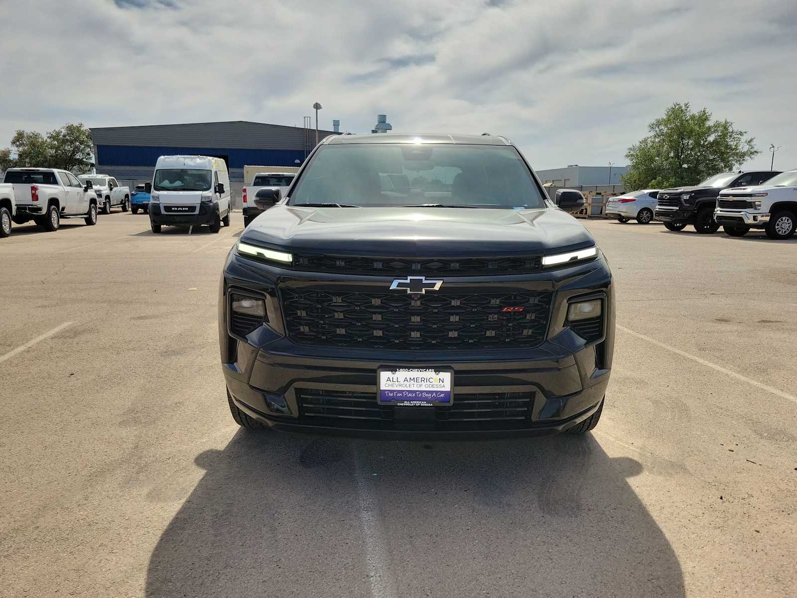 Thumbnail: 2026 Chevrolet Traverse - 3