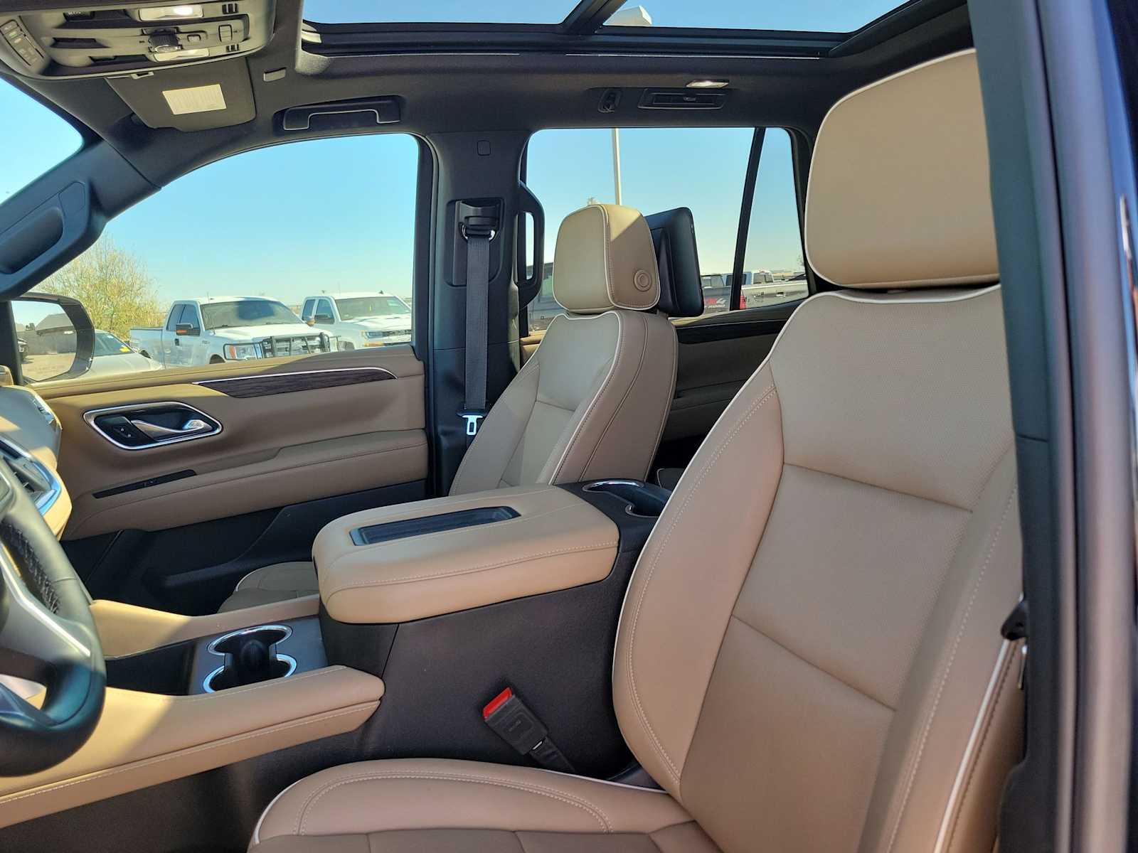 Thumbnail: 2023 Chevrolet Tahoe - 11