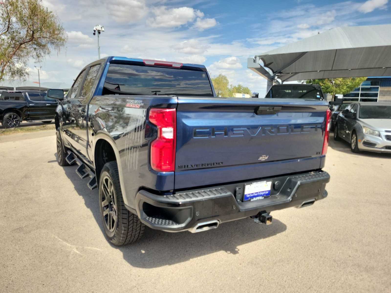 Thumbnail: 2022 Chevrolet Silverado 1500 - 4