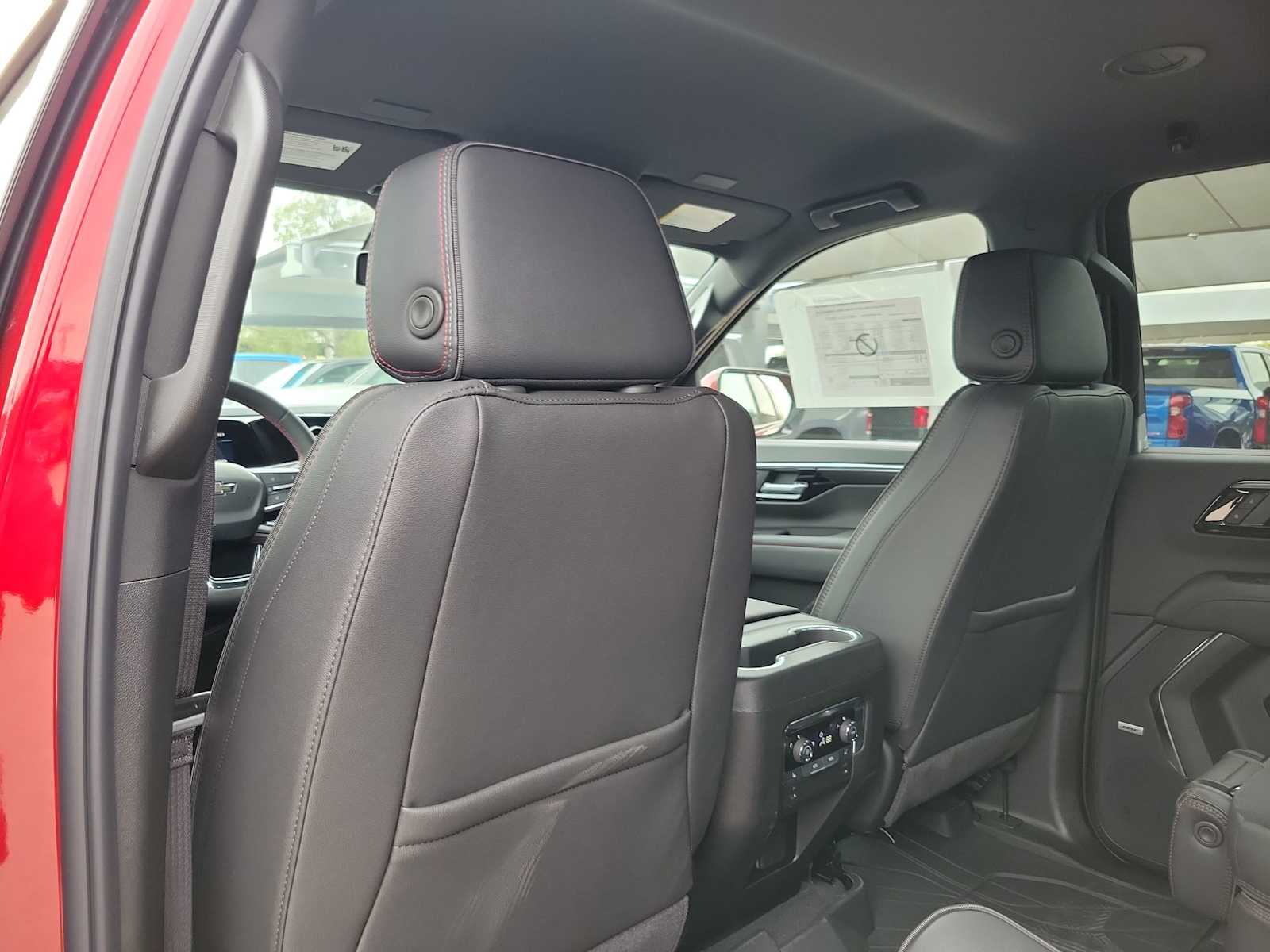 Thumbnail: 2026 Chevrolet Suburban - 12