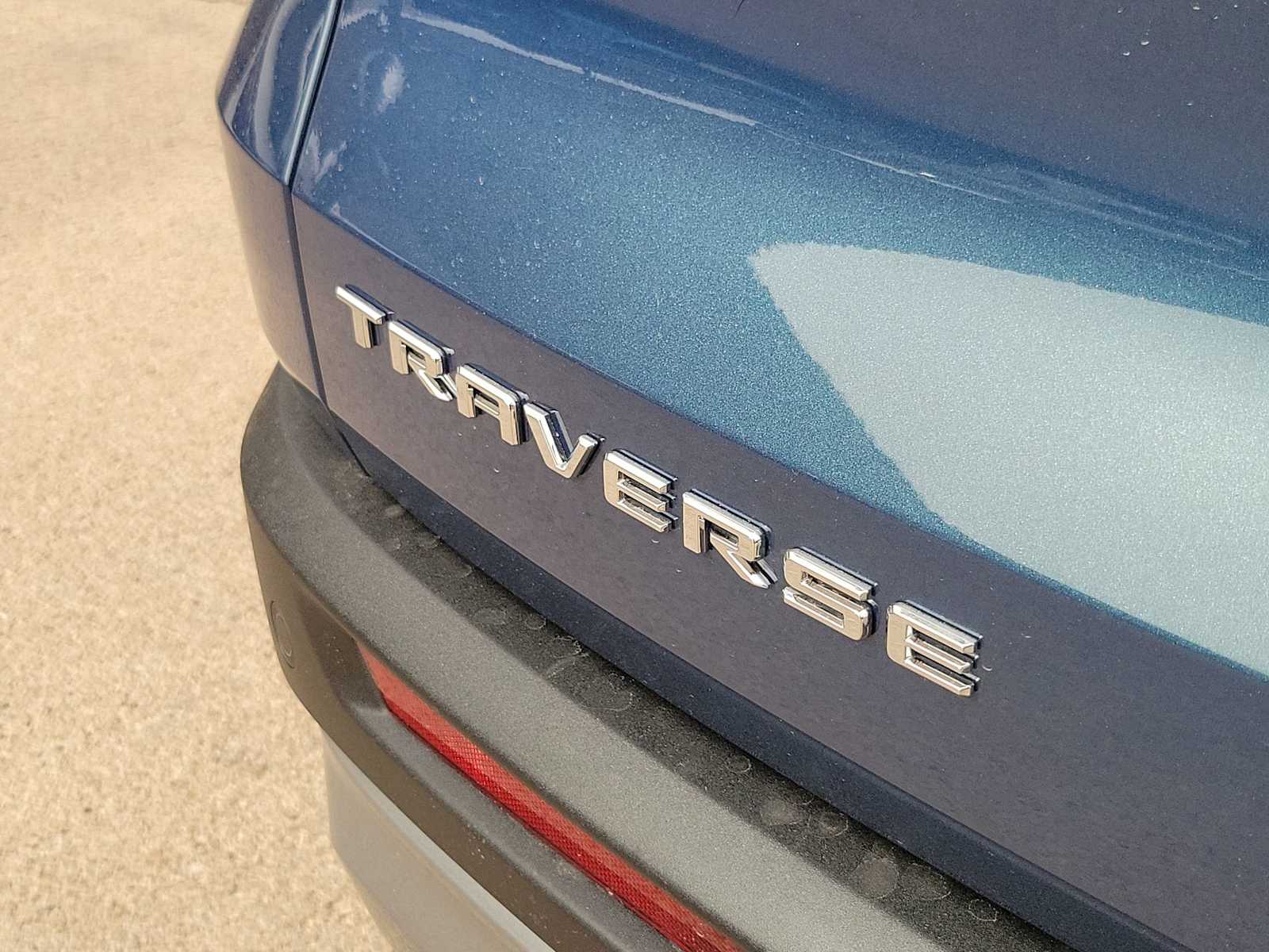 Thumbnail: 2026 Chevrolet Traverse - 3