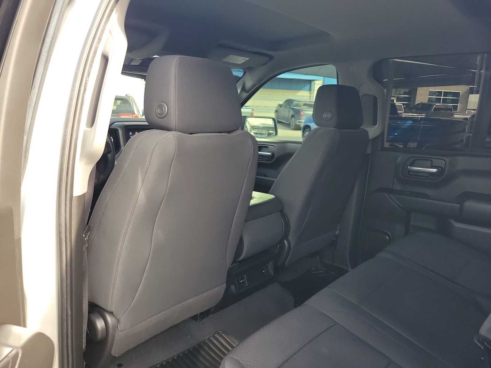 Thumbnail: 2021 Chevrolet Silverado 1500 - 12