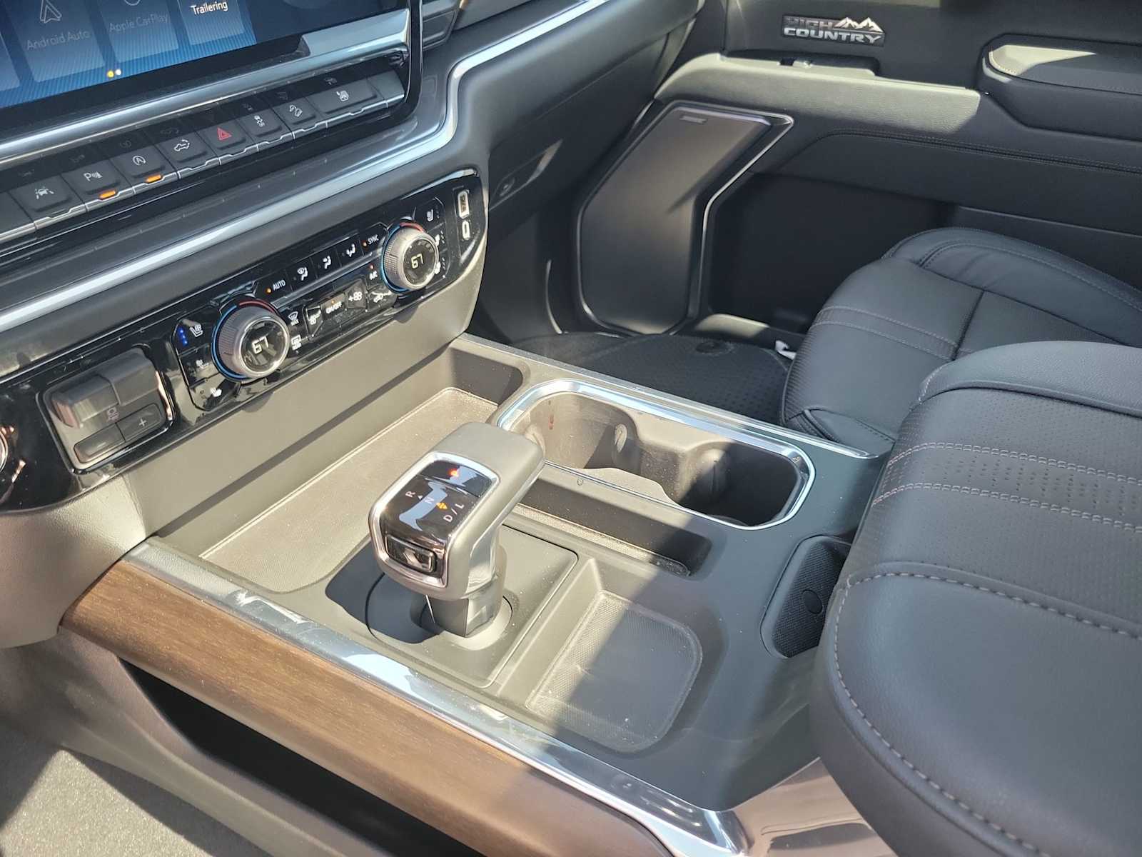 Thumbnail: 2026 Chevrolet Silverado 1500 - 21