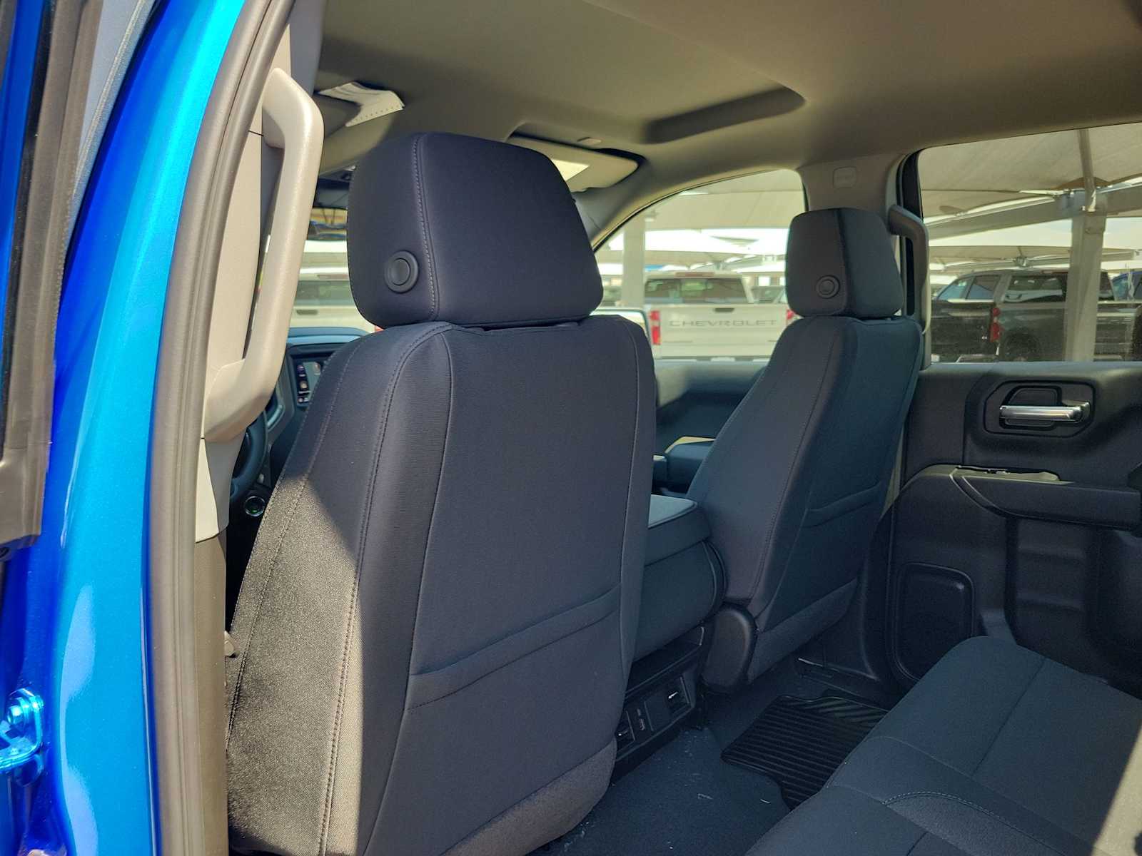 Thumbnail: 2026 Chevrolet Silverado 1500 - 12