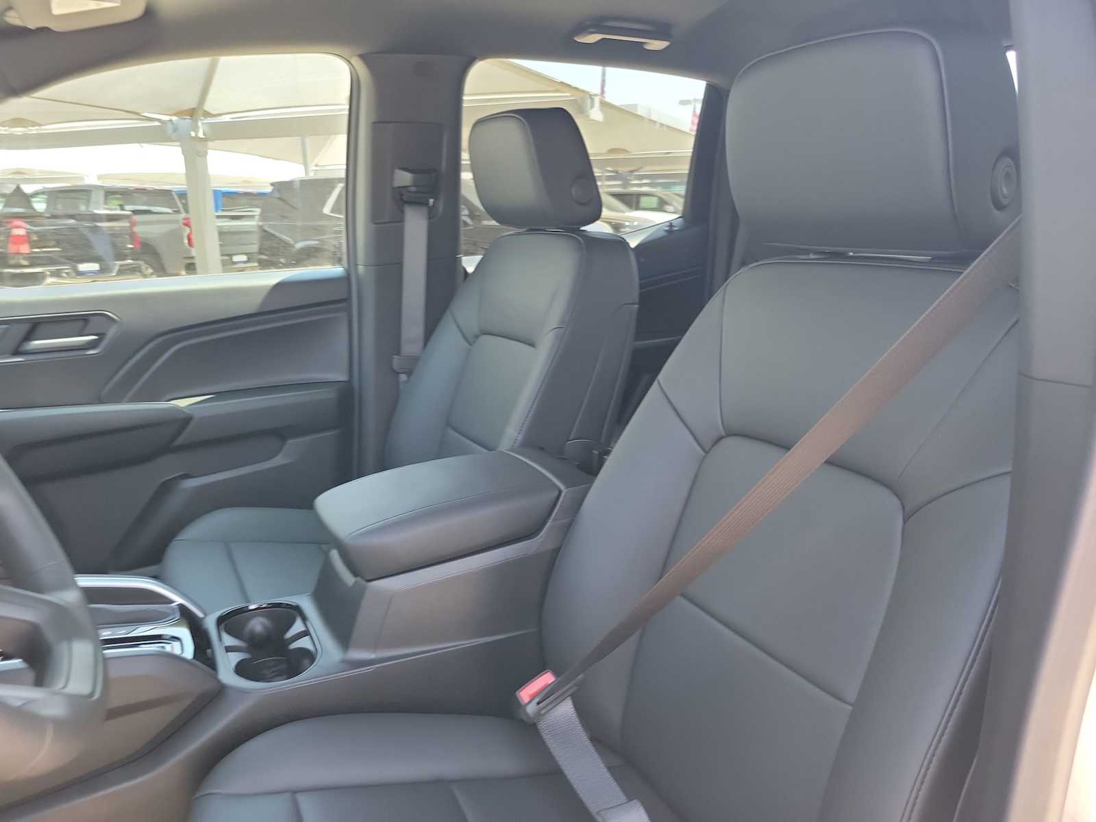 Thumbnail: 2026 Chevrolet Colorado - 11