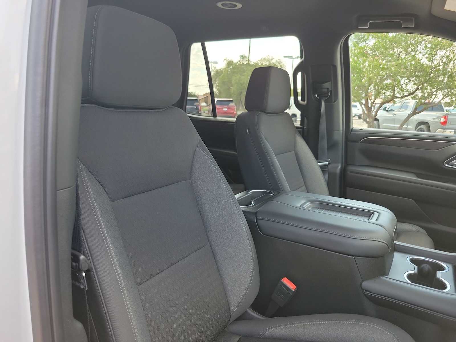 Thumbnail: 2024 Chevrolet Tahoe - 14