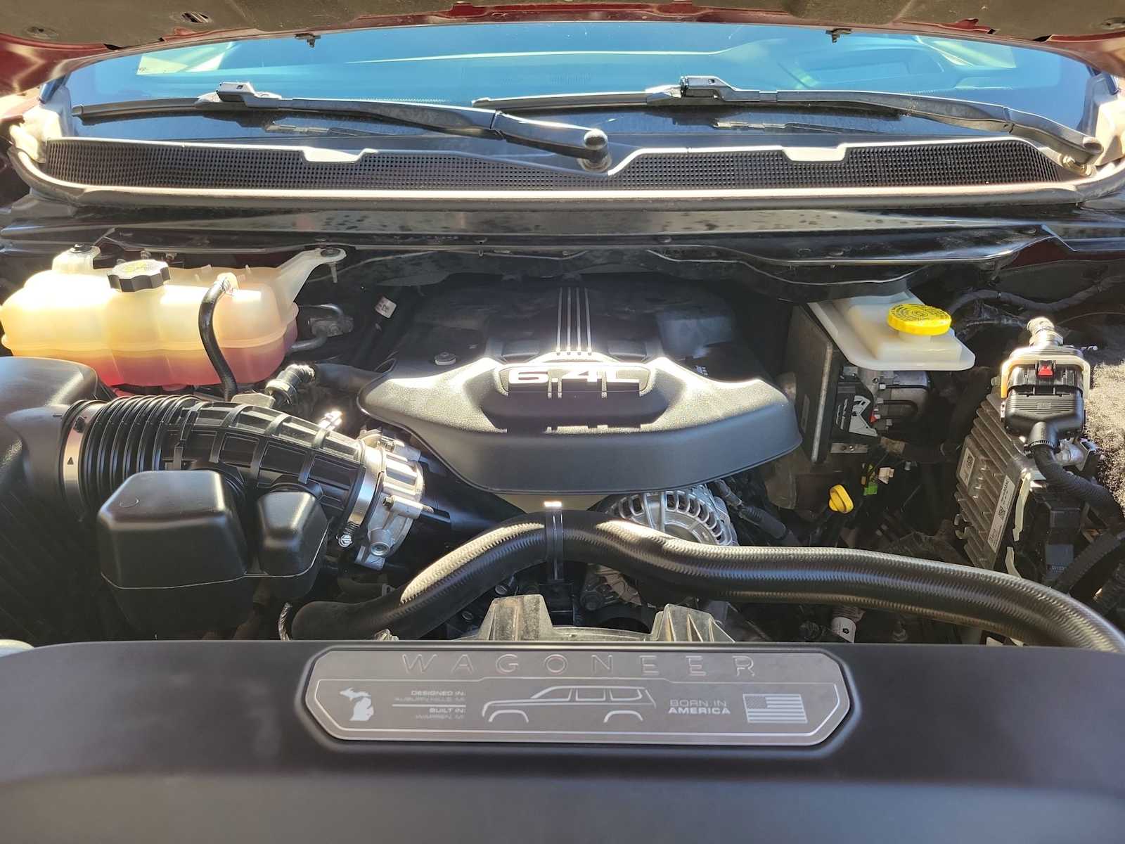 Thumbnail: 2023 Jeep Grand Wagoneer - 9