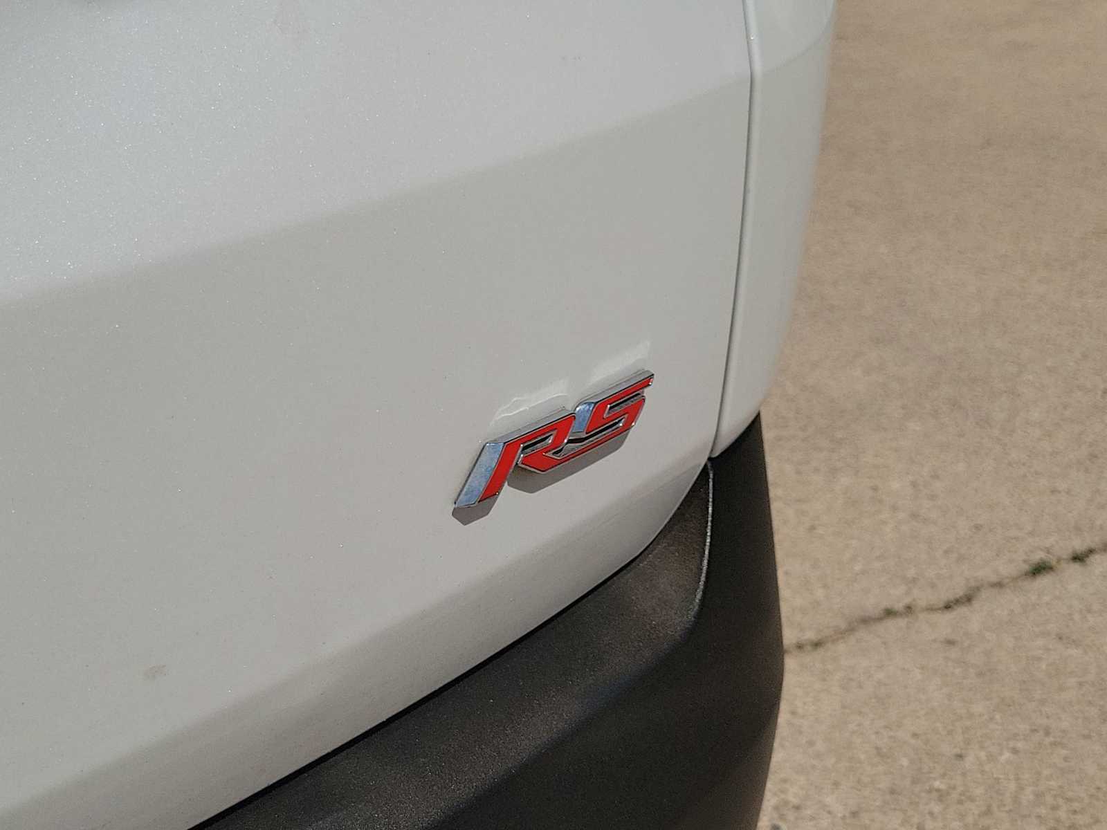 Thumbnail: 2023 Chevrolet Traverse - 3