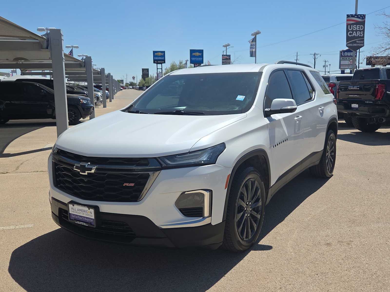 Thumbnail: 2023 Chevrolet Traverse - 4