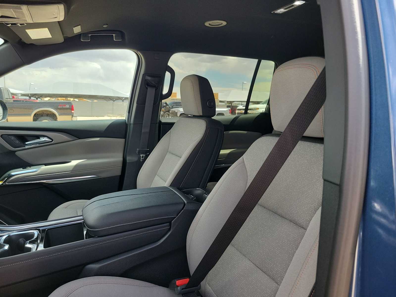 Thumbnail: 2026 Chevrolet Traverse - 15