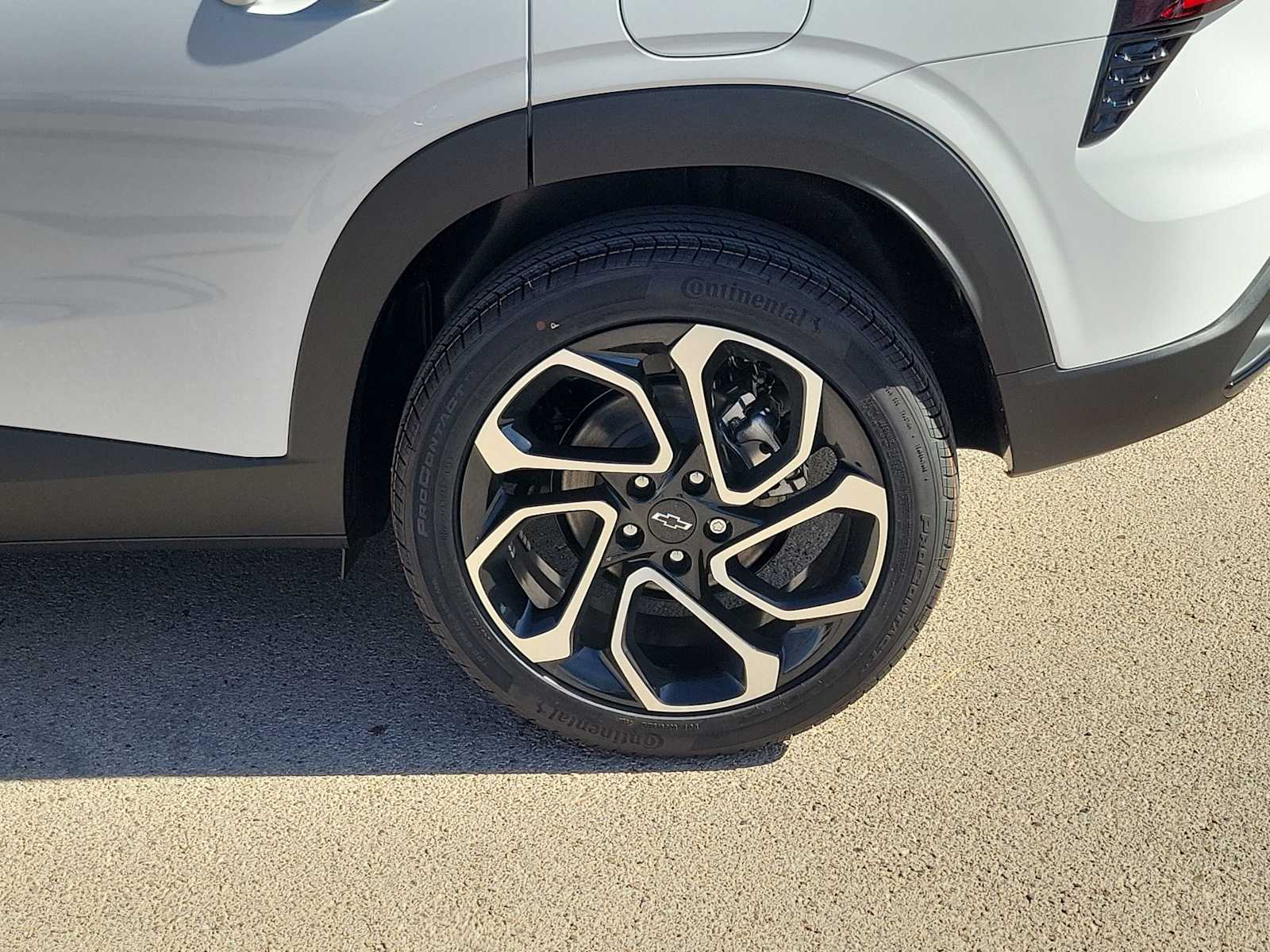 Thumbnail: 2026 Chevrolet Trax - 4