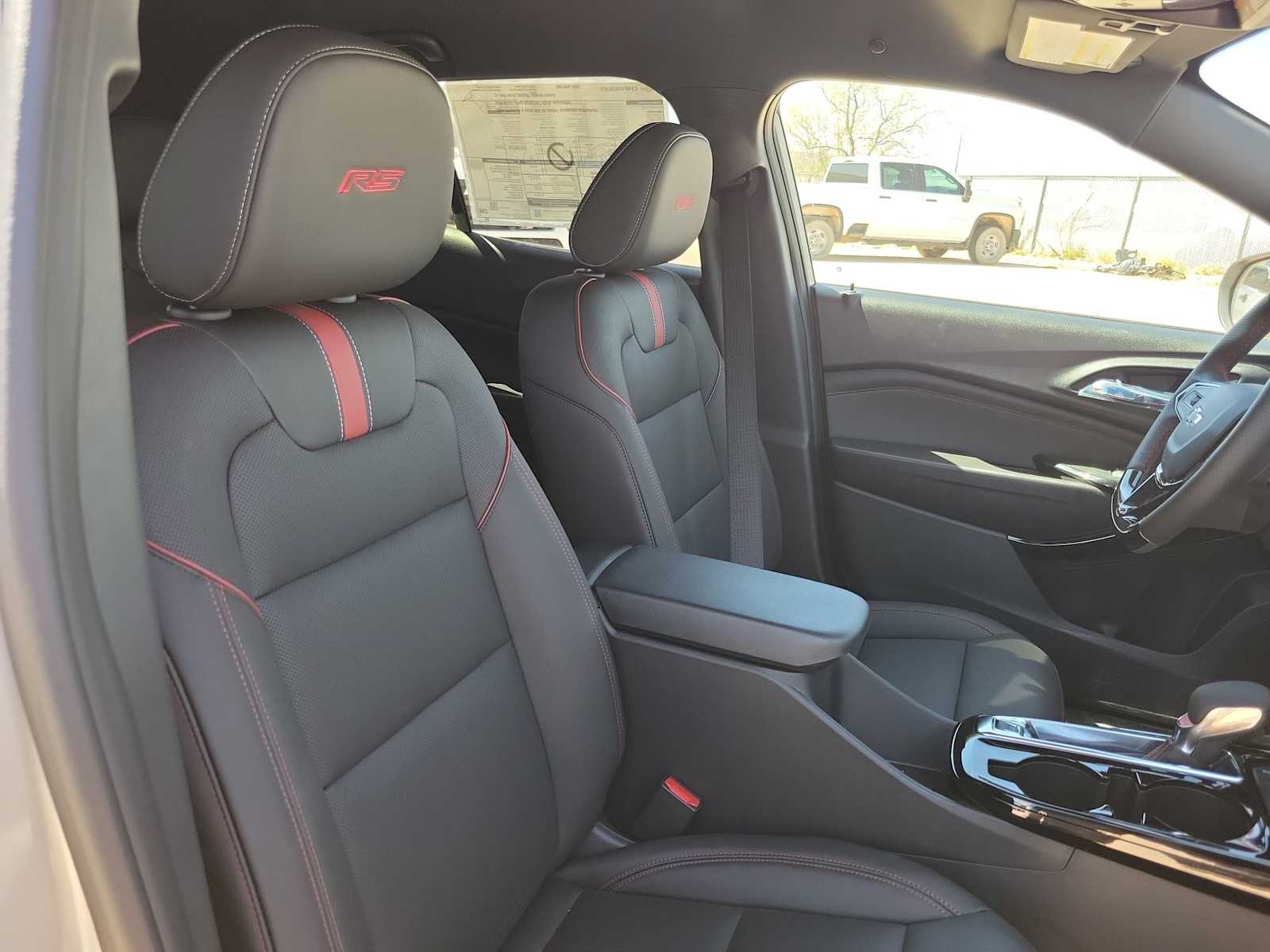 Thumbnail: 2026 Chevrolet Trax - 10