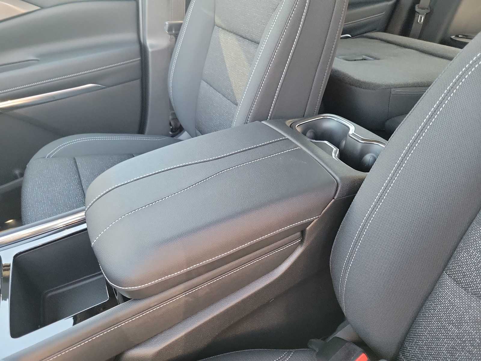 Thumbnail: 2026 Chevrolet Traverse - 12