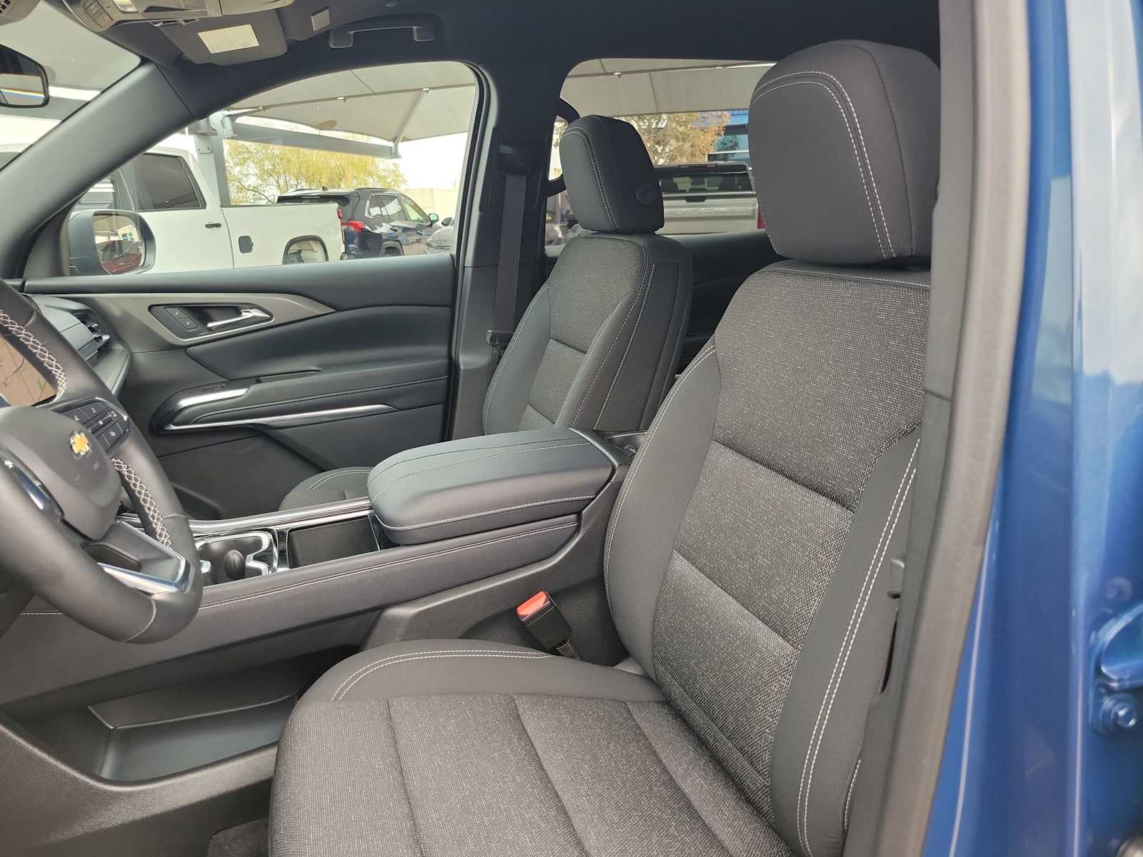 Thumbnail: 2025 Chevrolet Traverse - 11