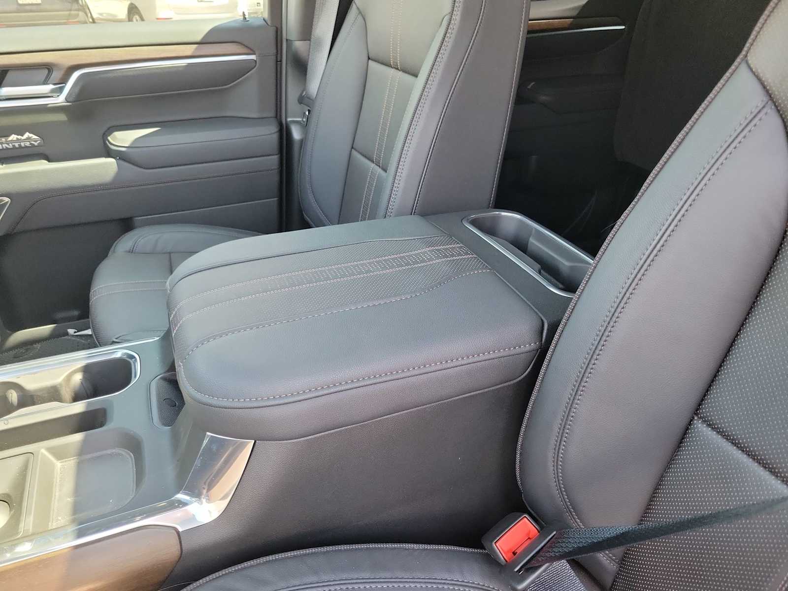 Thumbnail: 2026 Chevrolet Silverado 1500 - 20