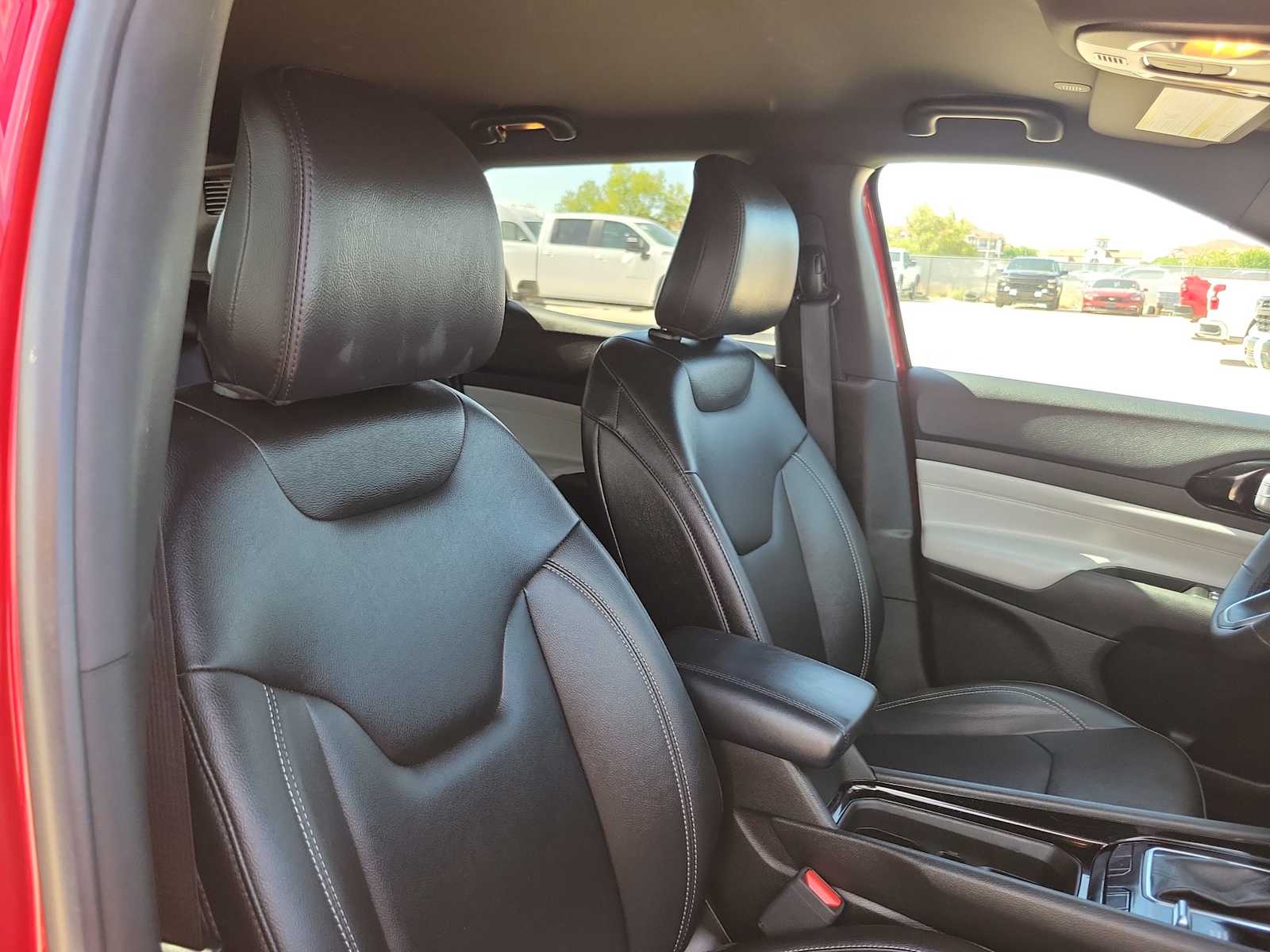 Thumbnail: 2025 Jeep Compass - 18