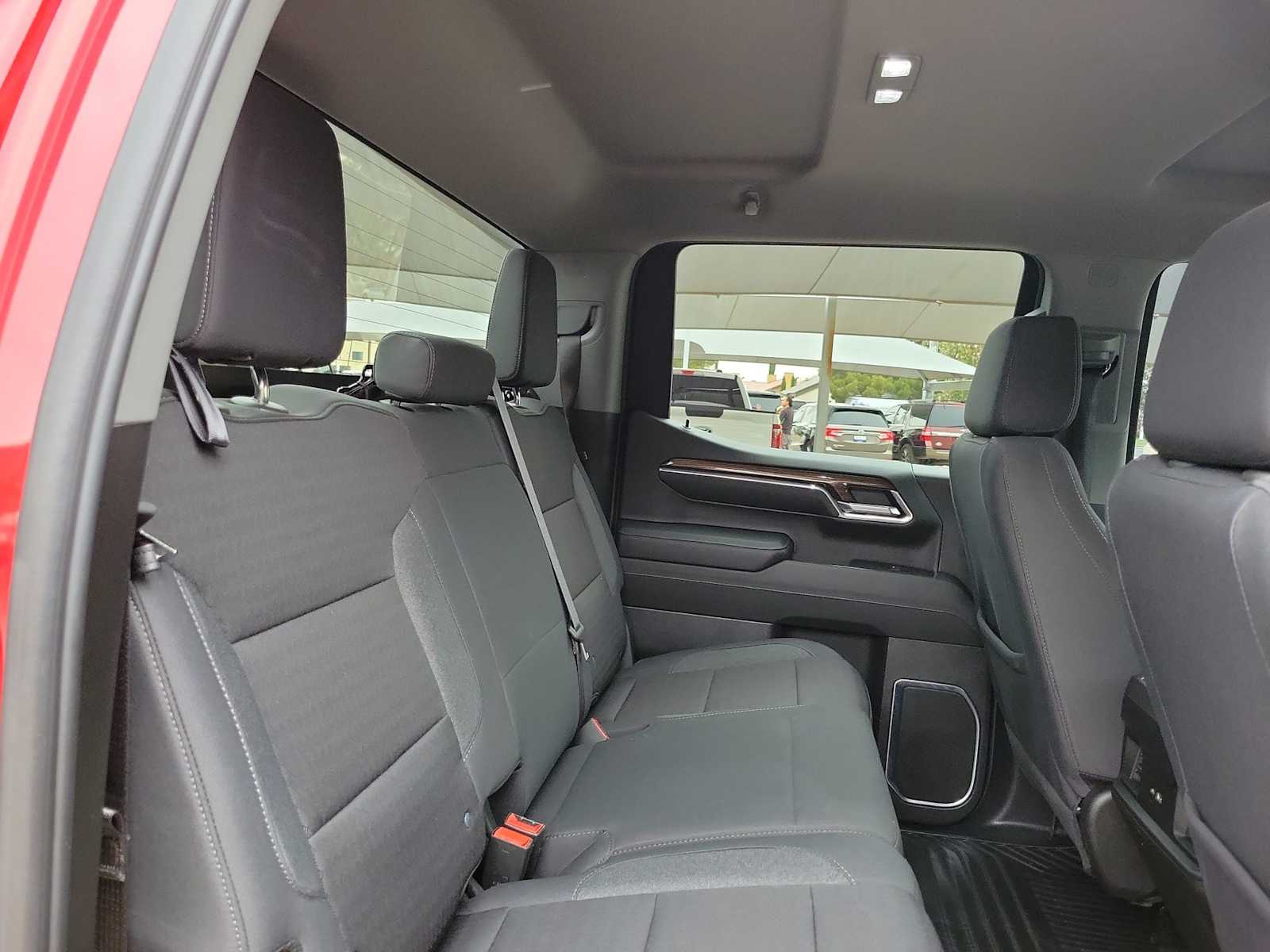 Thumbnail: 2024 Chevrolet Silverado 1500 - 17