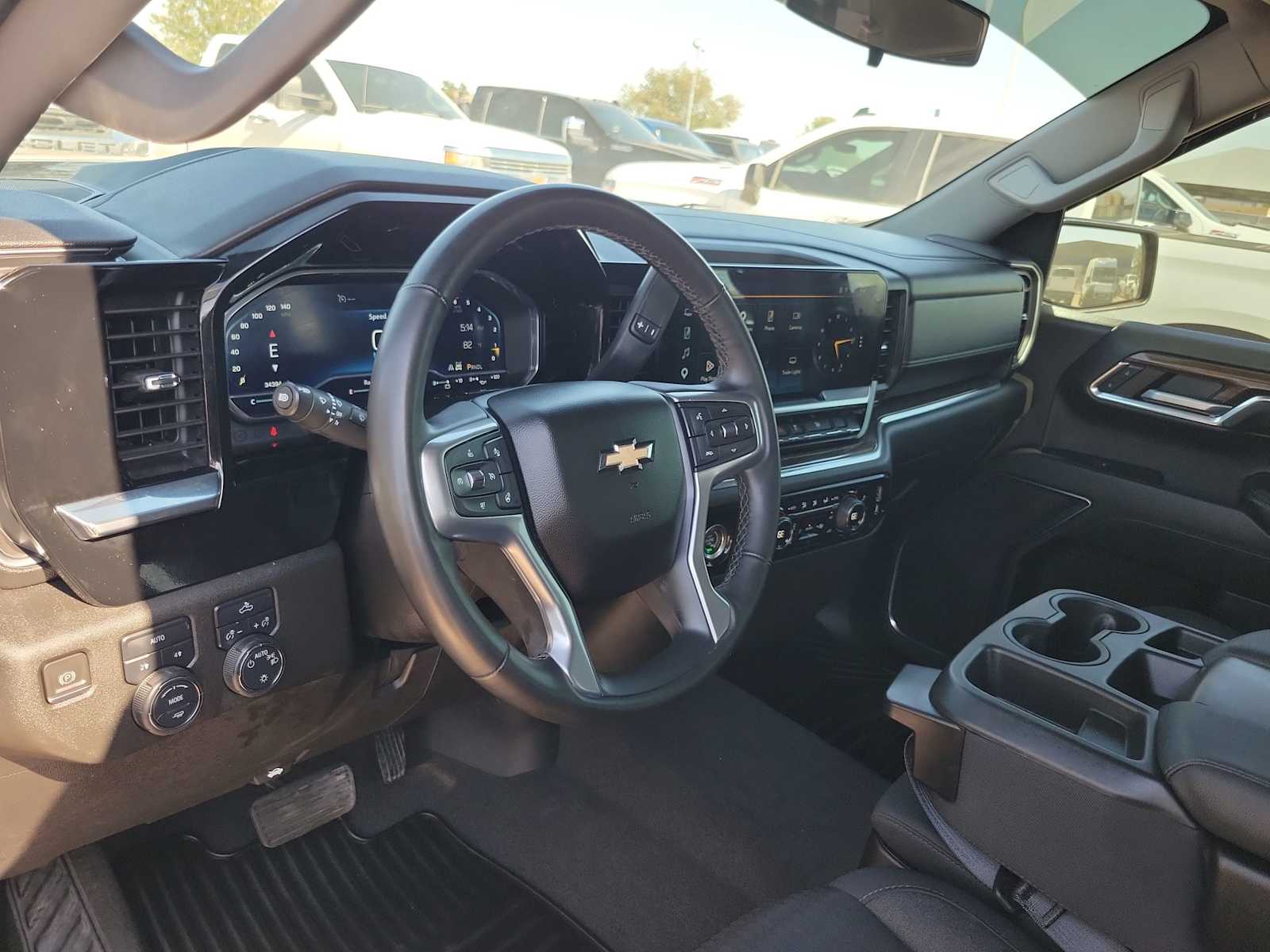 Thumbnail: 2023 Chevrolet Silverado 1500 - 10