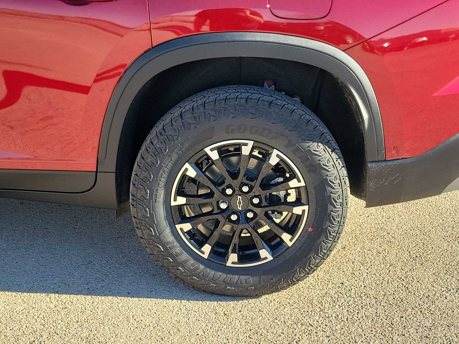 Thumbnail: 2026 Chevrolet Traverse - 4