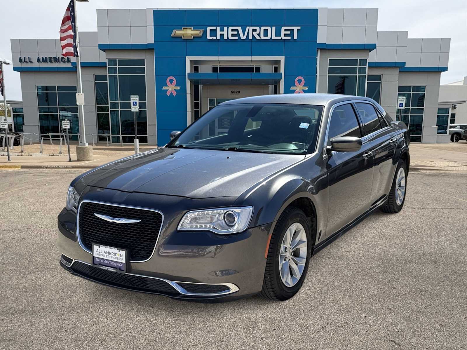 Thumbnail: 2023 Chrysler 300 - 1