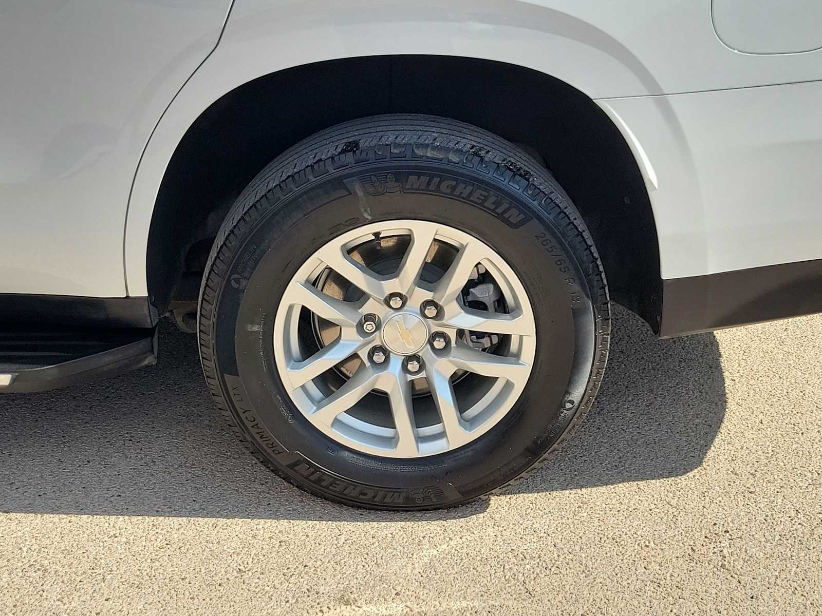 Thumbnail: 2023 Chevrolet Tahoe - 8