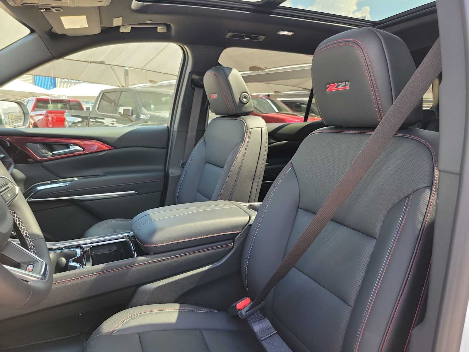 Thumbnail: 2026 Chevrolet Traverse - 11