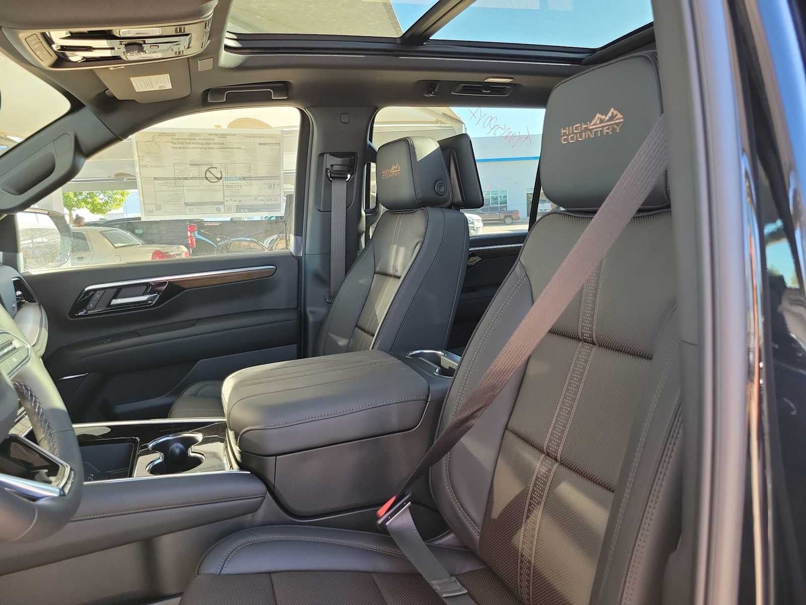 Thumbnail: 2026 Chevrolet Suburban - 11