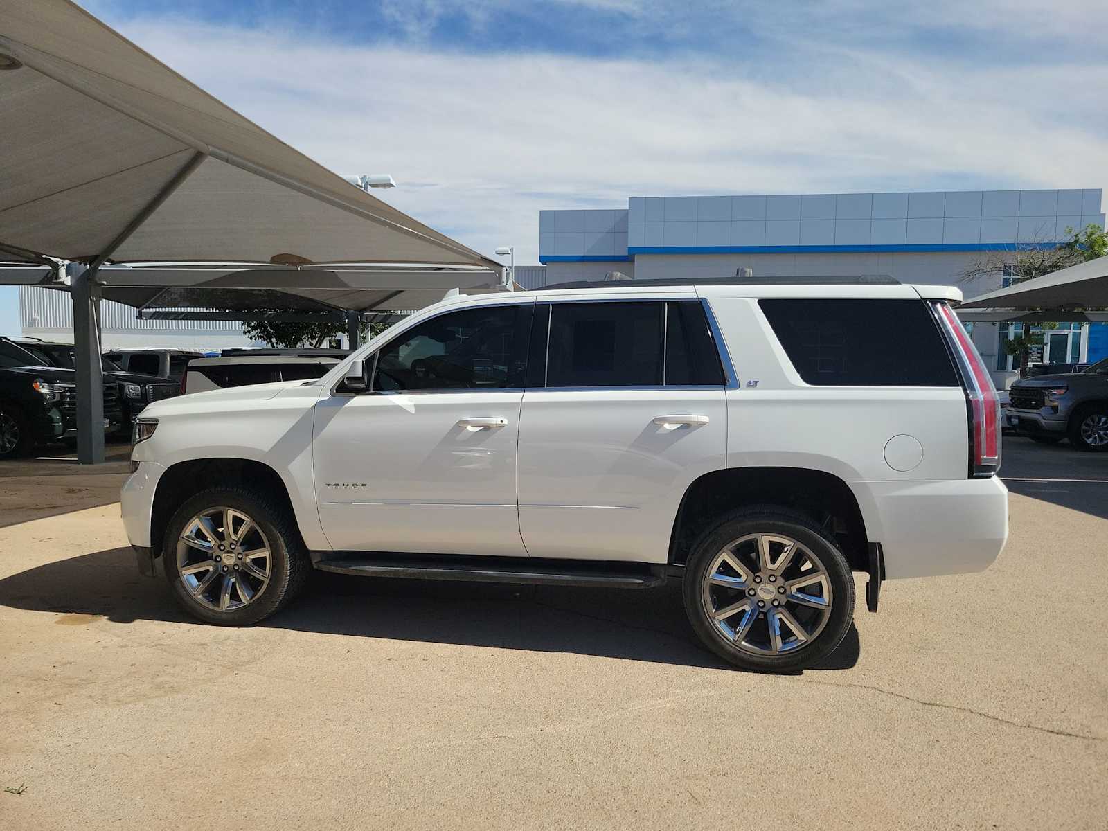 Thumbnail: 2020 Chevrolet Tahoe - 5