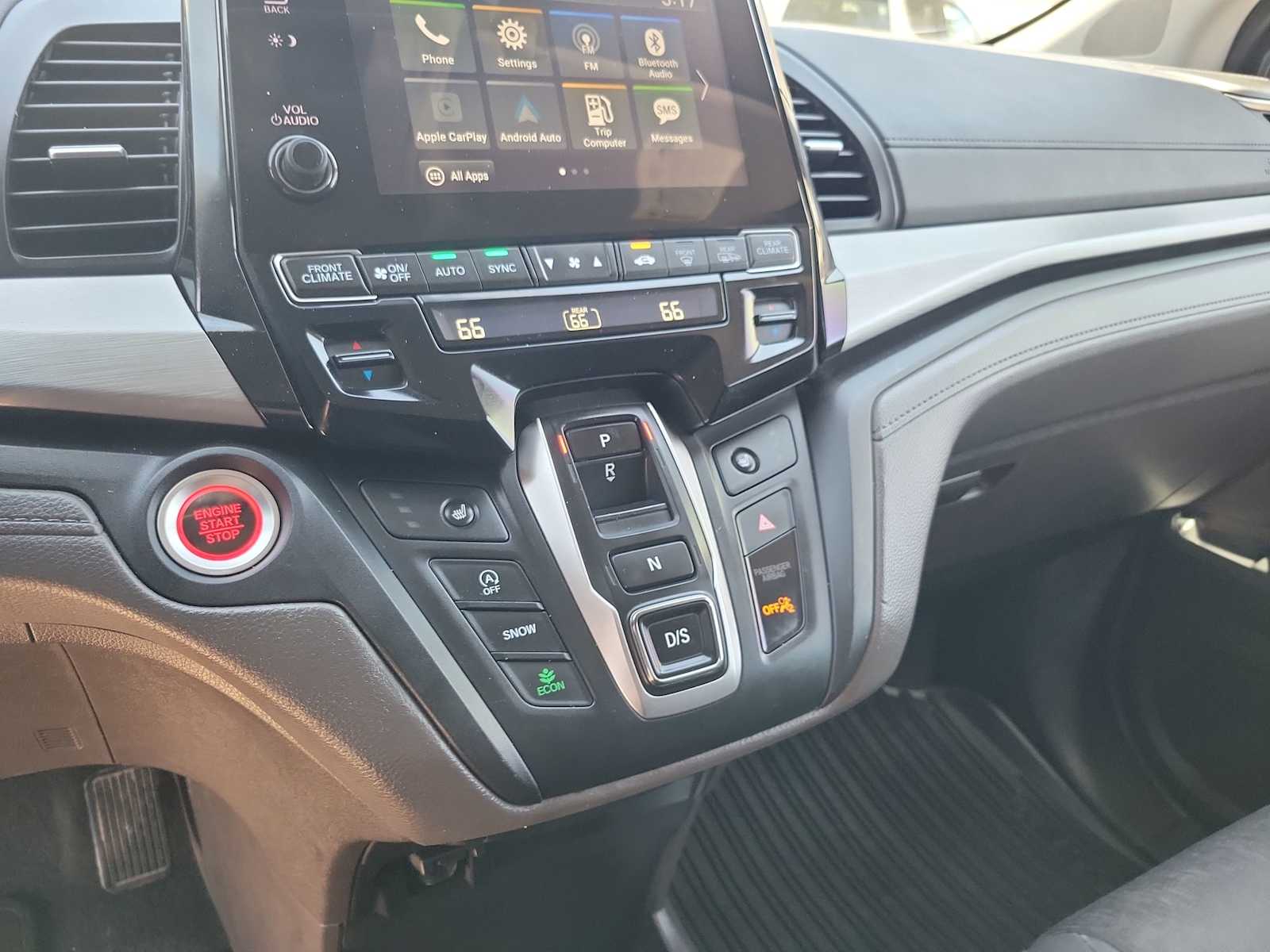 Thumbnail: 2020 Honda Odyssey - 21