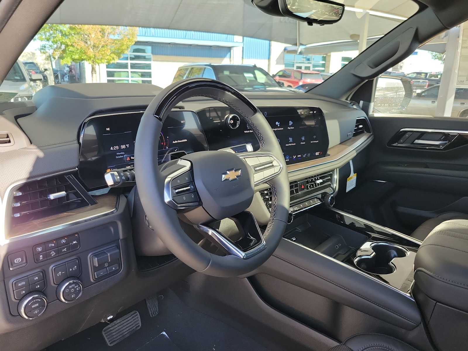 Thumbnail: 2026 Chevrolet Suburban - 2