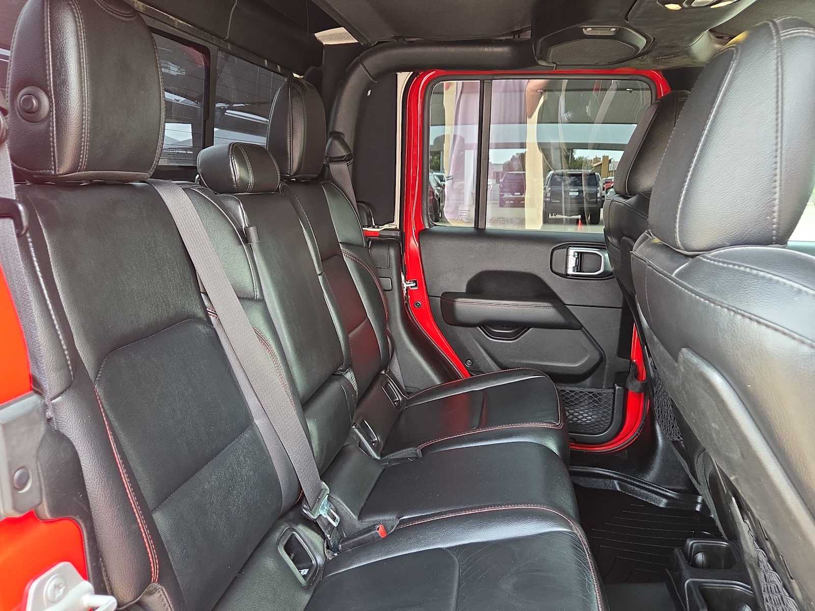 Thumbnail: 2020 Jeep Gladiator - 16
