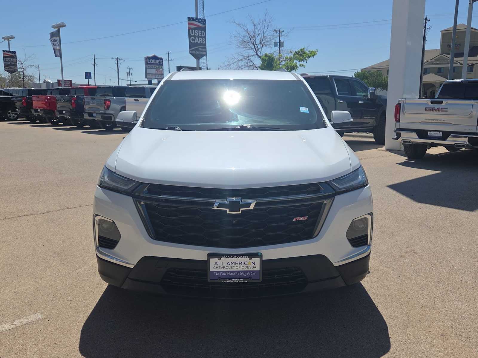 Thumbnail: 2023 Chevrolet Traverse - 3