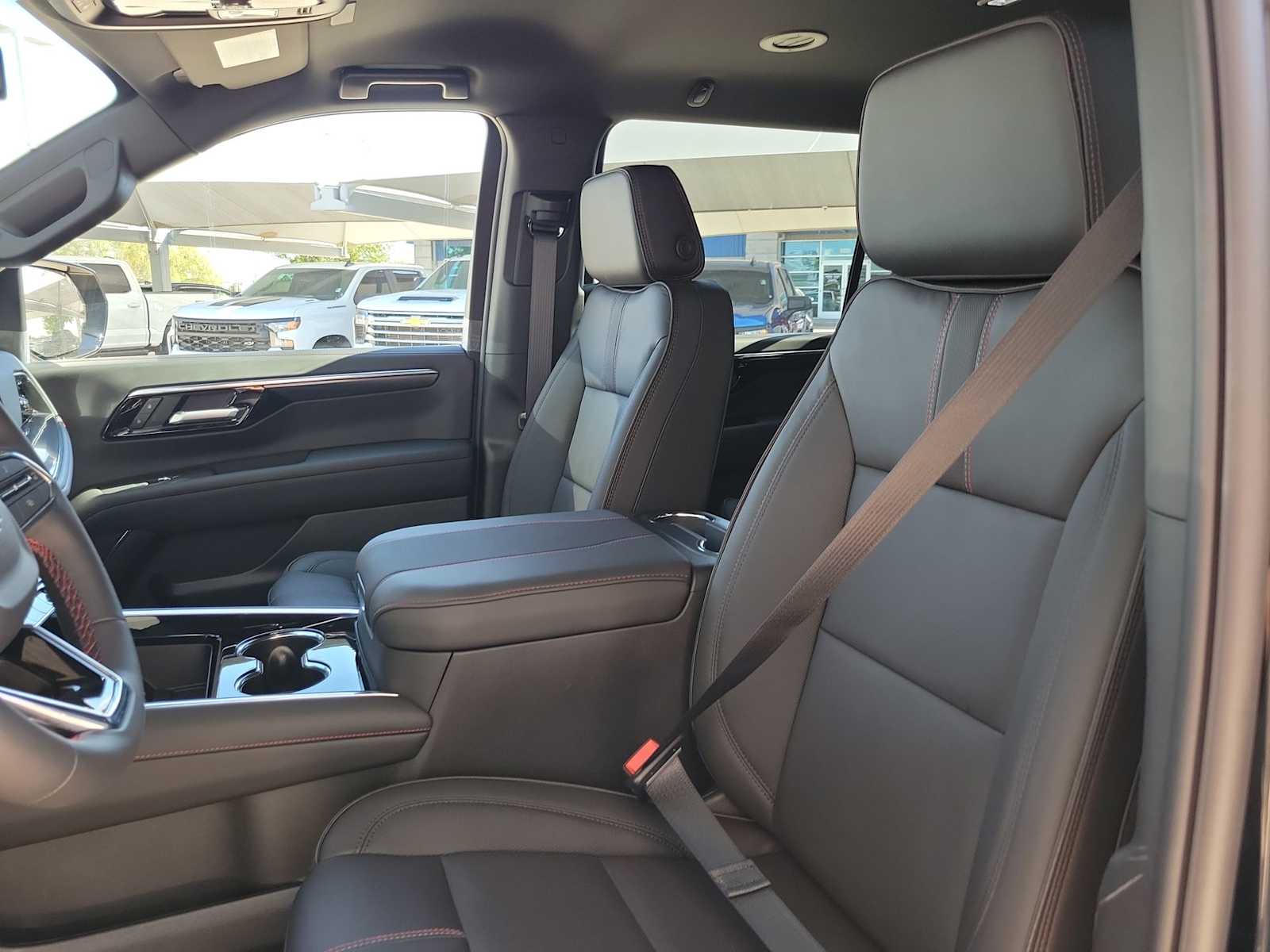 Thumbnail: 2026 Chevrolet Suburban - 11