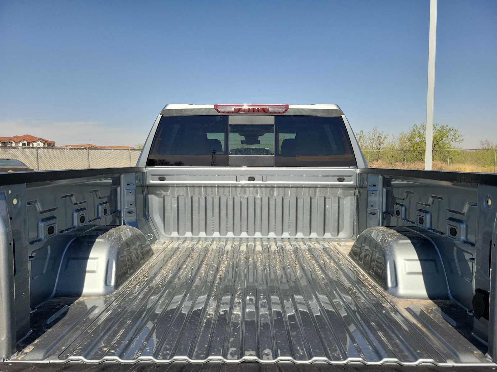 Thumbnail: 2026 Chevrolet Silverado 1500 - 15