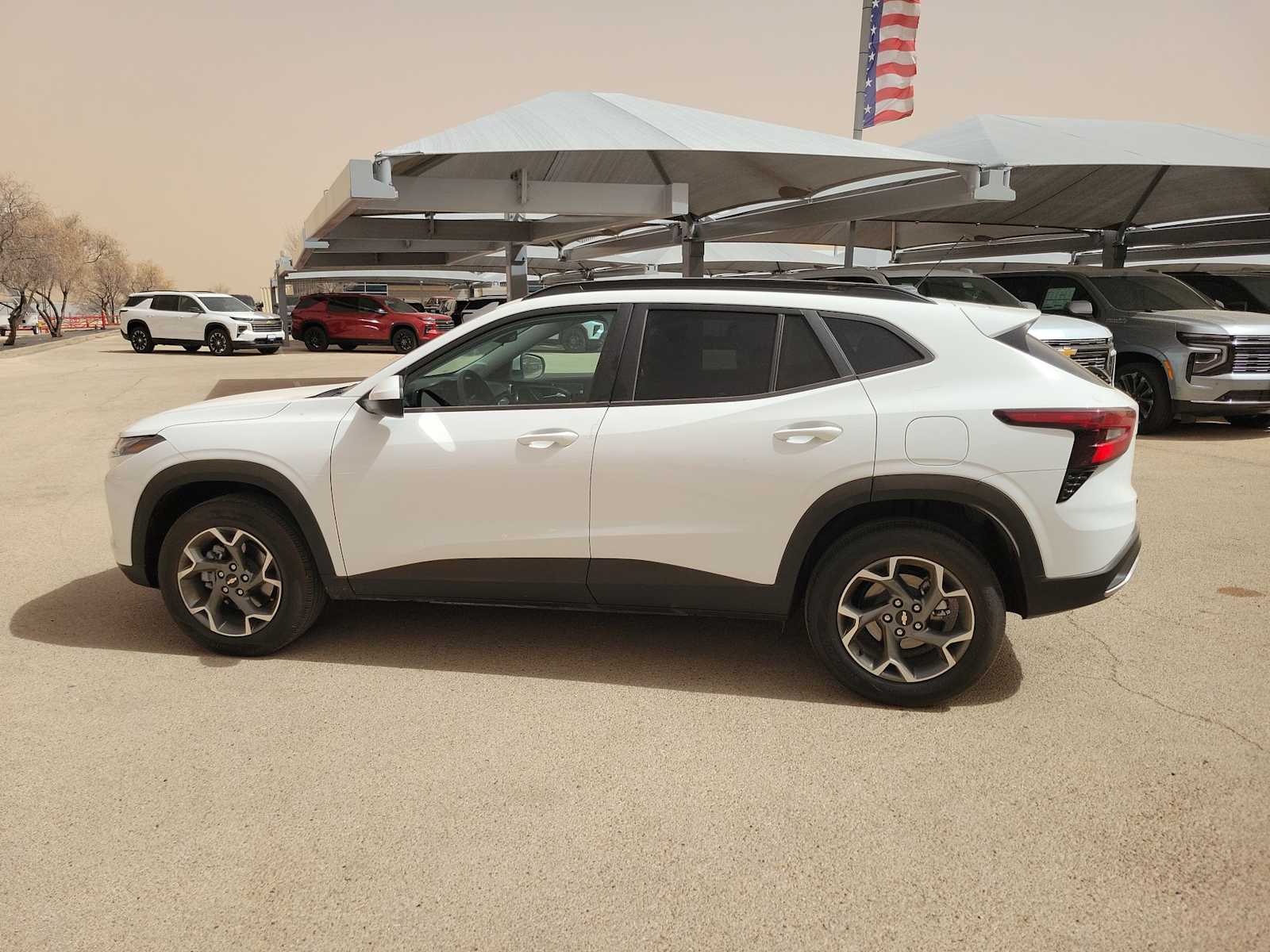 Thumbnail: 2026 Chevrolet Trax - 5