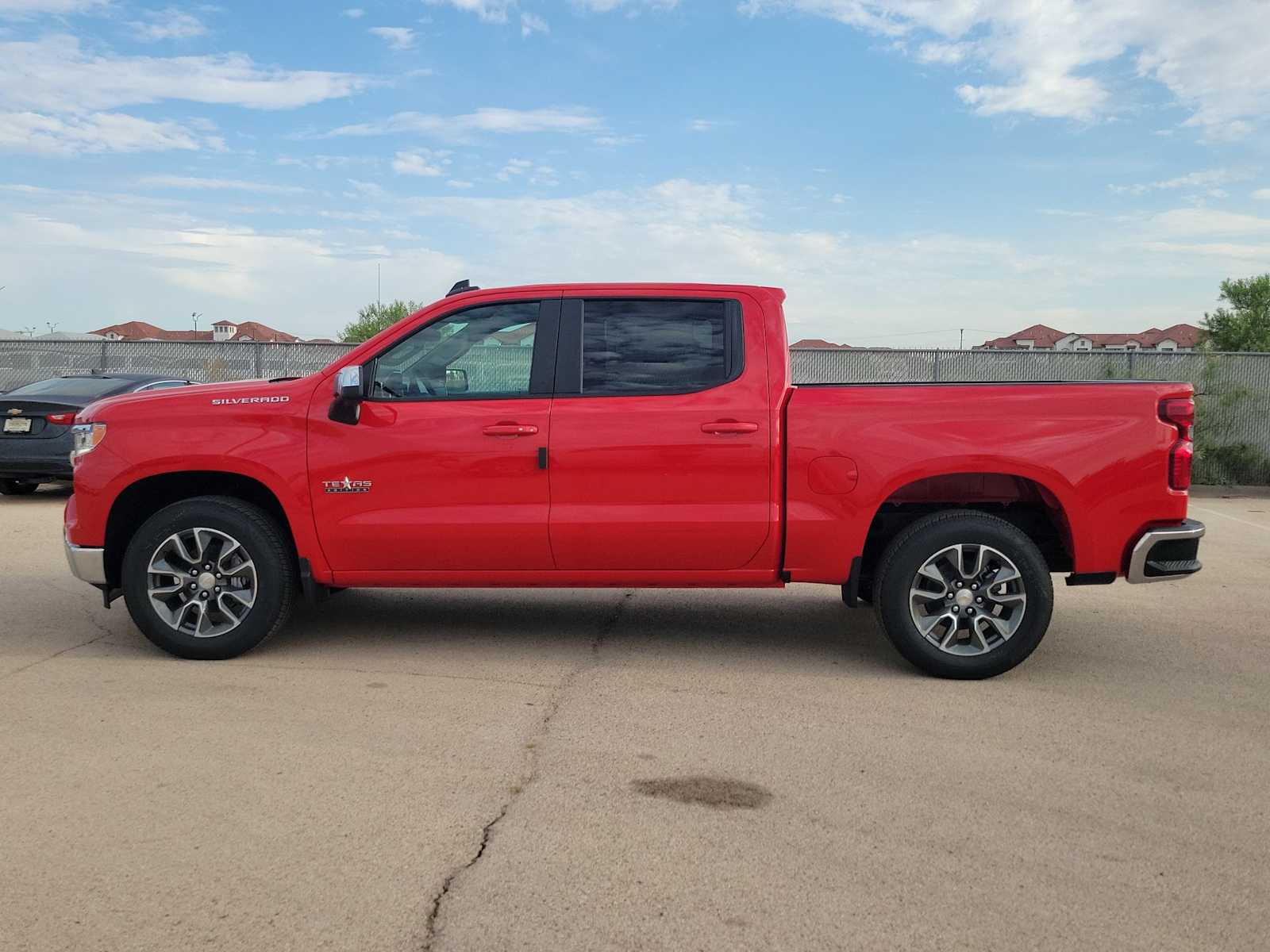 Thumbnail: 2026 Chevrolet Silverado 1500 - 5