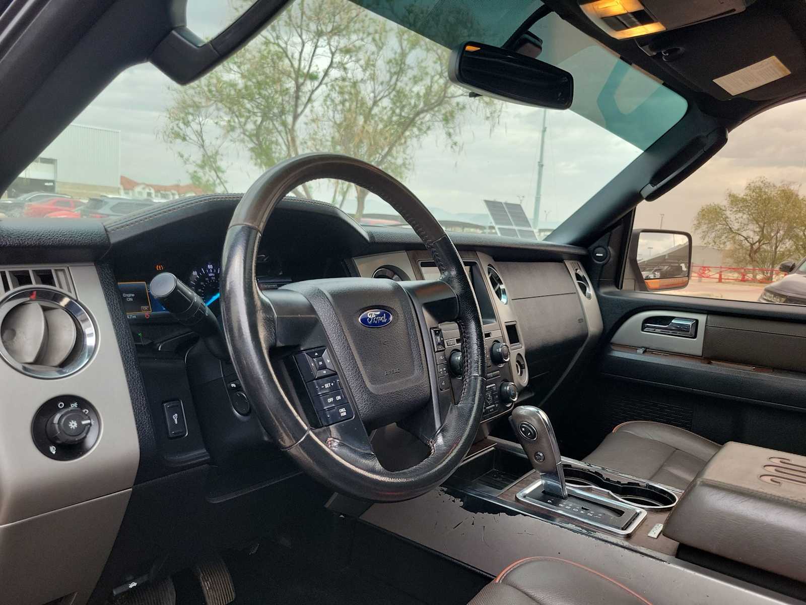 Thumbnail: 2016 Ford Expedition - 10