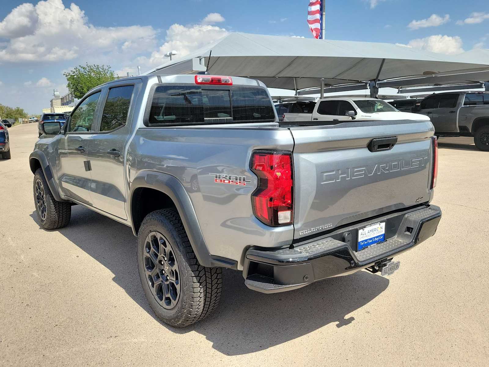 Thumbnail: 2026 Chevrolet Colorado - 4